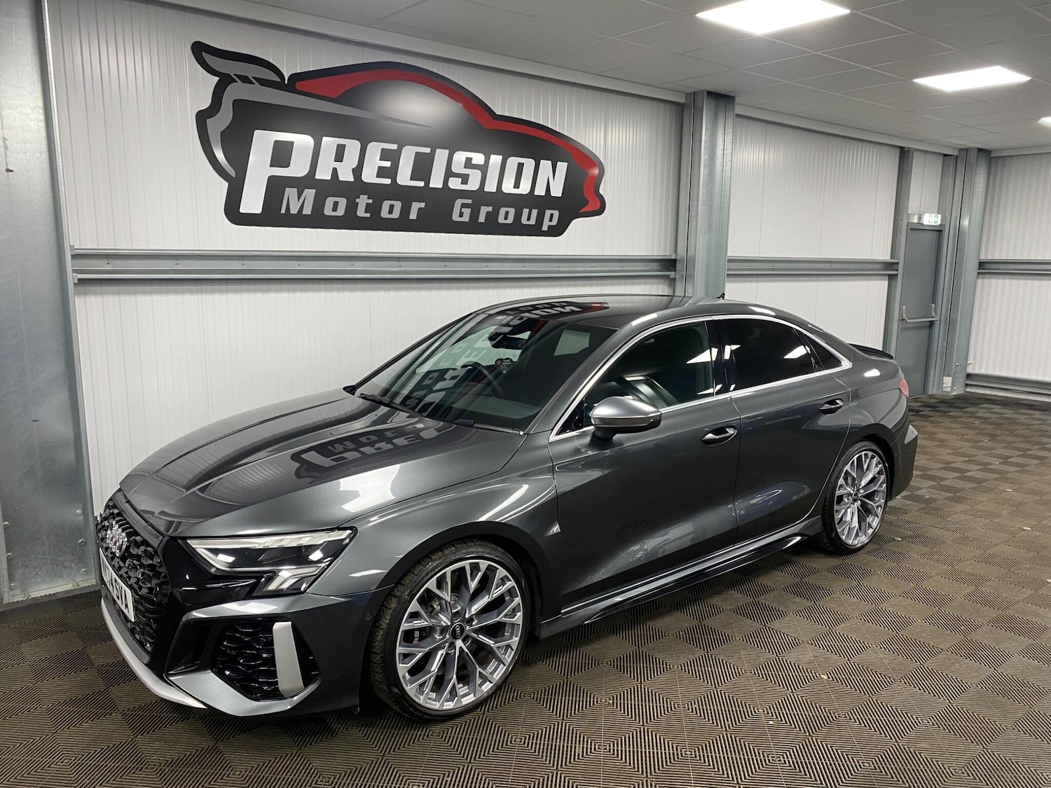 Used Audi RS3 2024 for sale - 76423042: Photo 4