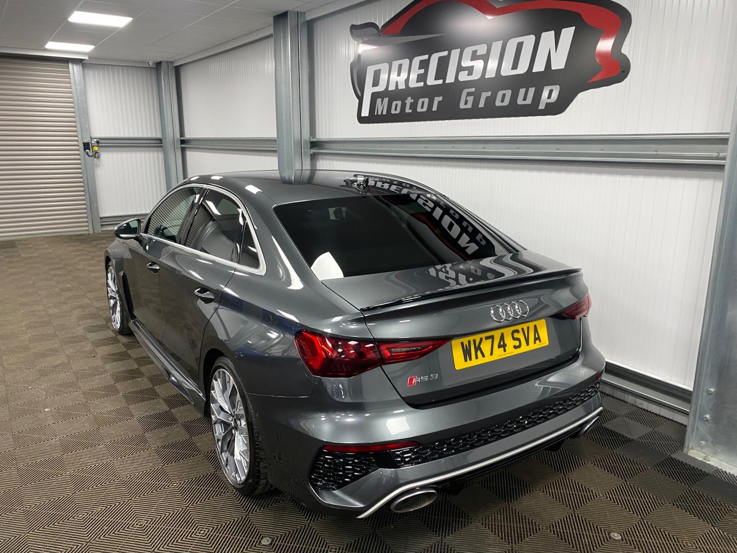 Used Audi RS3 2024 for sale - 76423042: Photo 5