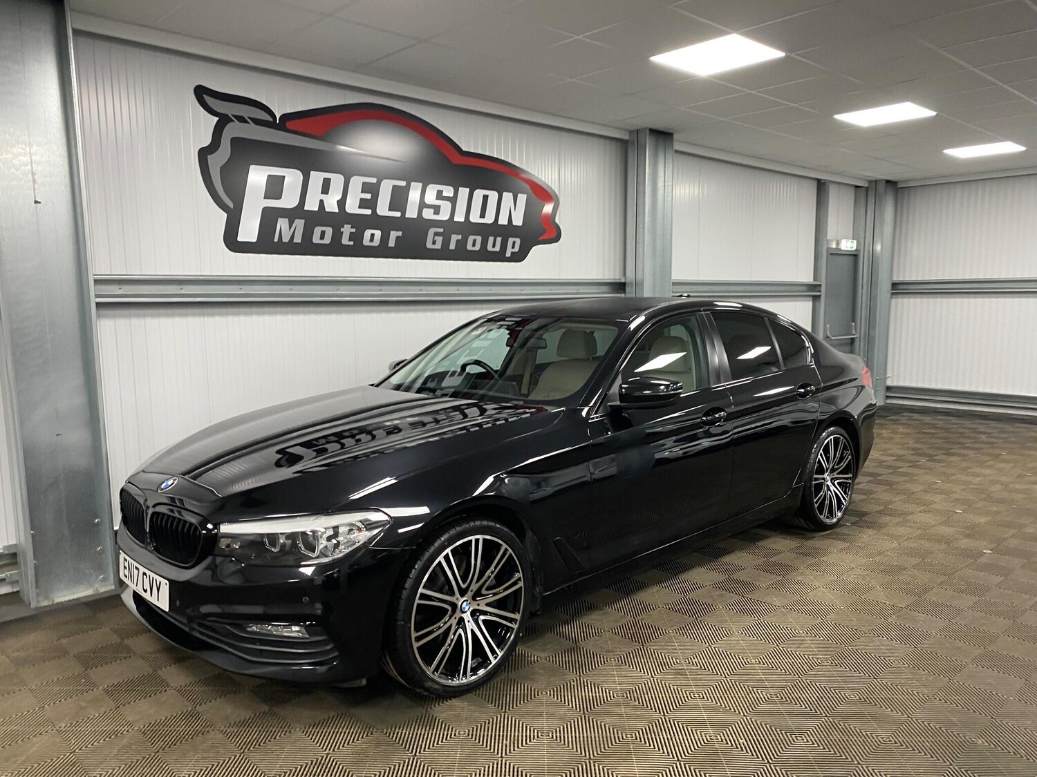 Used BMW 5 Series 2017 for sale - 76926407: Photo 10