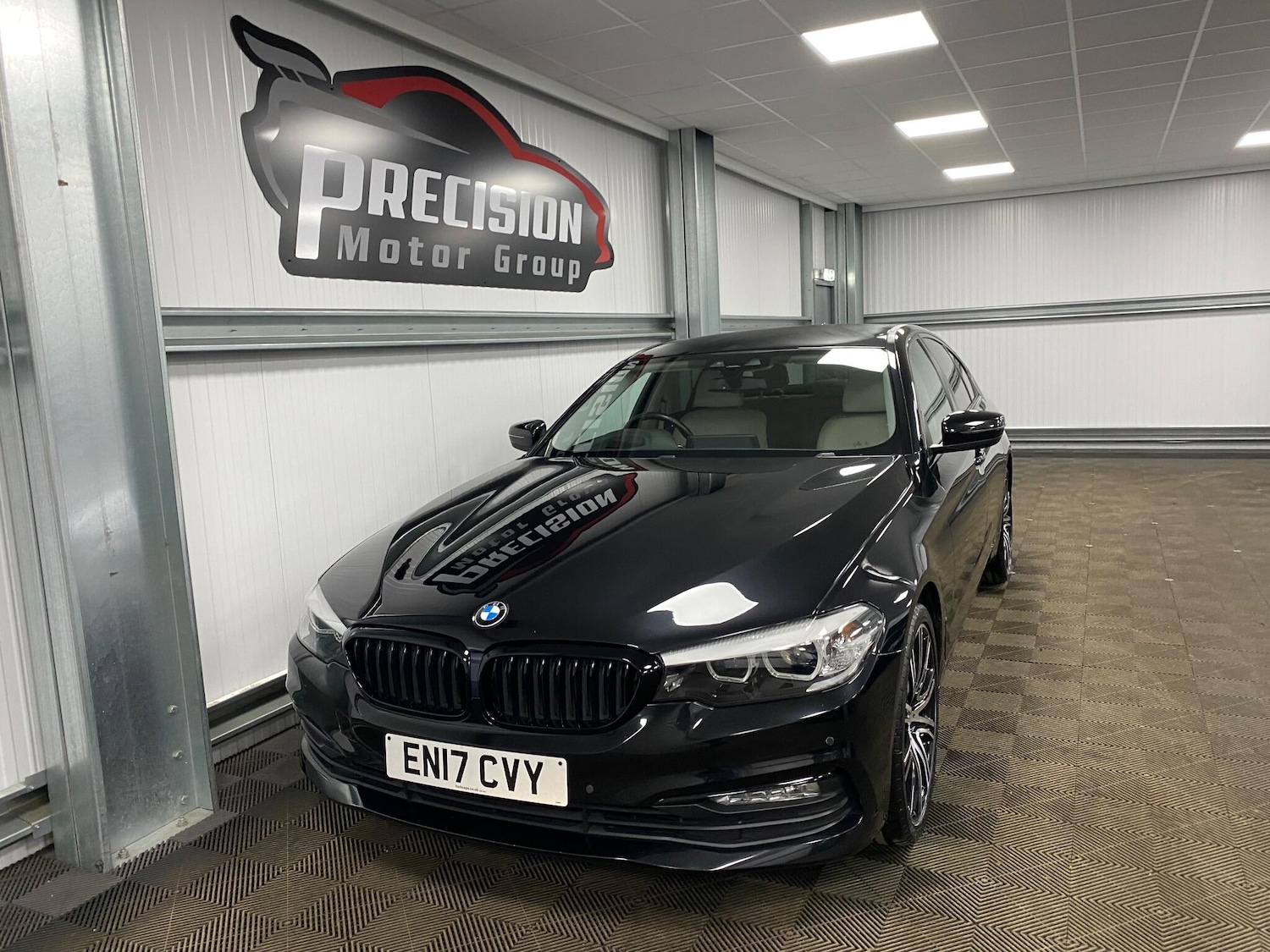 Used BMW 5 Series 2017 for sale - 76926407: Photo 13