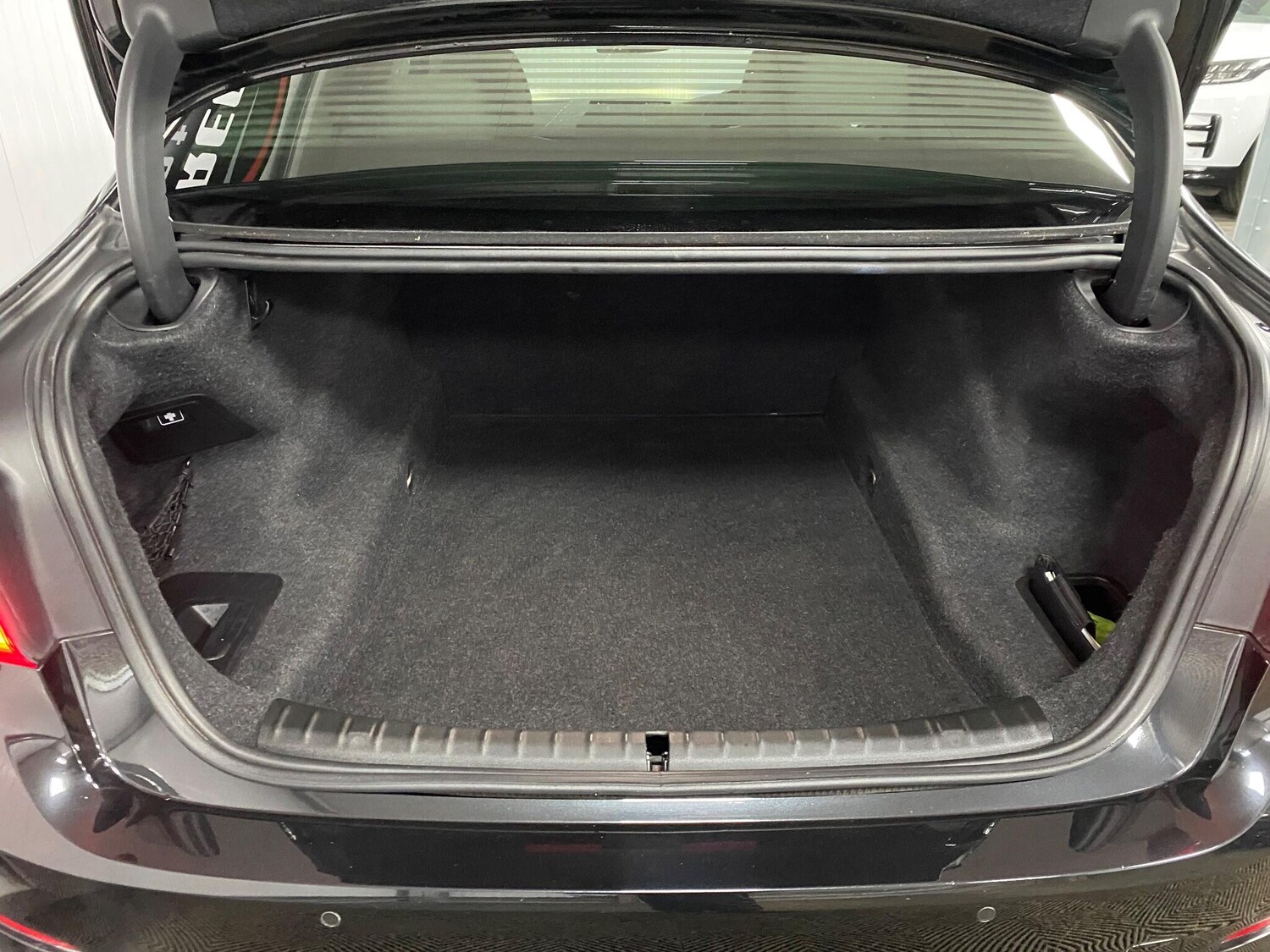 Used BMW 5 Series 2017 for sale - 76926407: Photo 47