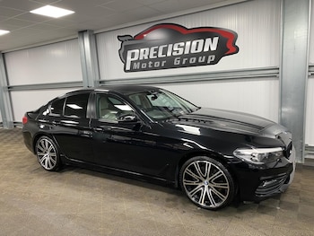 Used BMW 5 Series 2017 for sale - 76926407: Photo