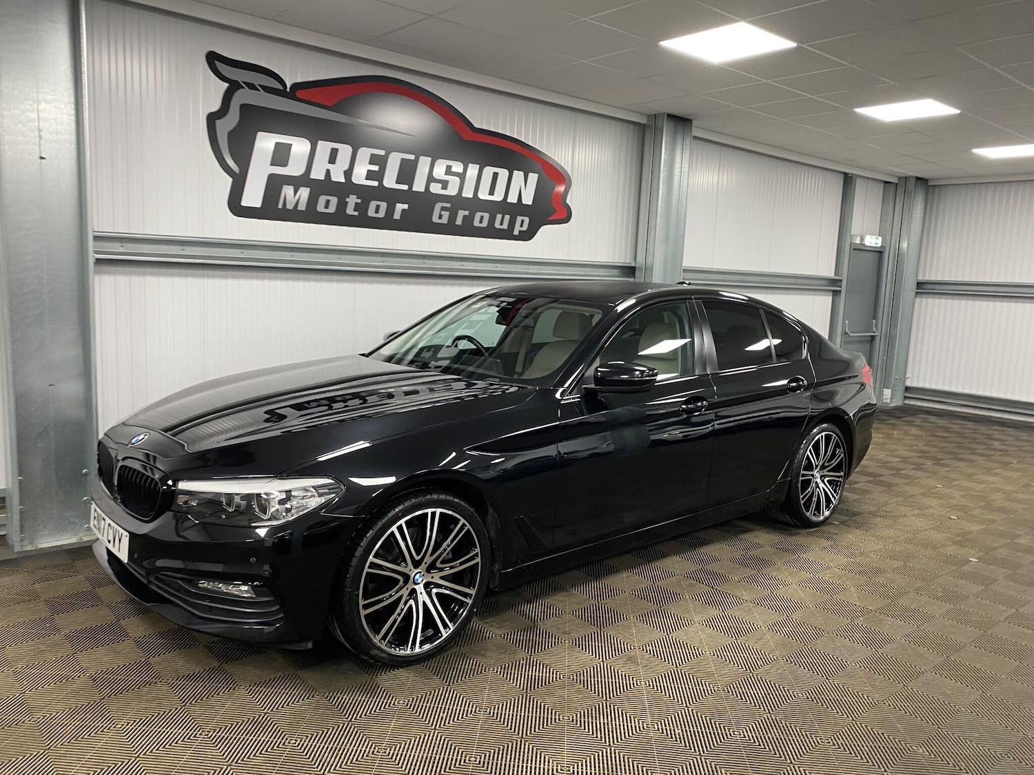 Used BMW 5 Series 2017 for sale - 76926407: Photo 9