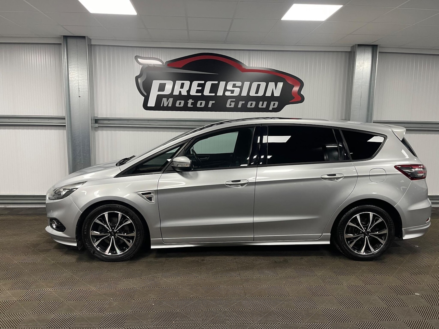 Used Ford S-Max 2018 for sale - 77853789: Photo 18