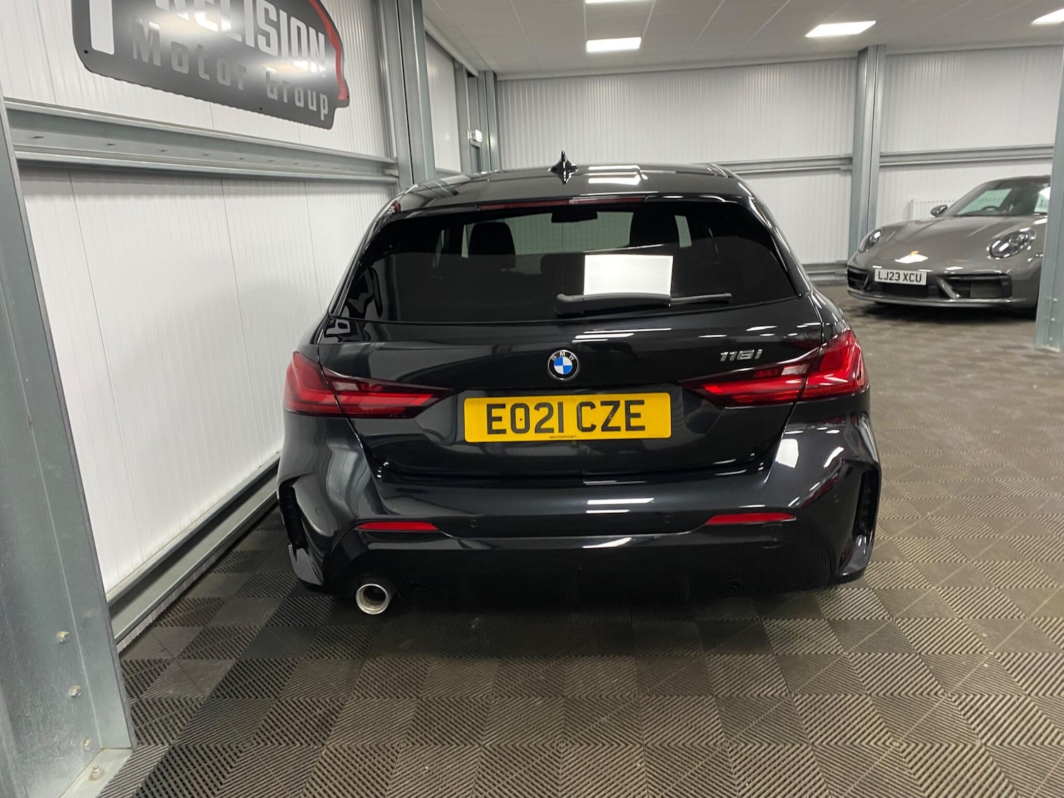 Vehicle 21