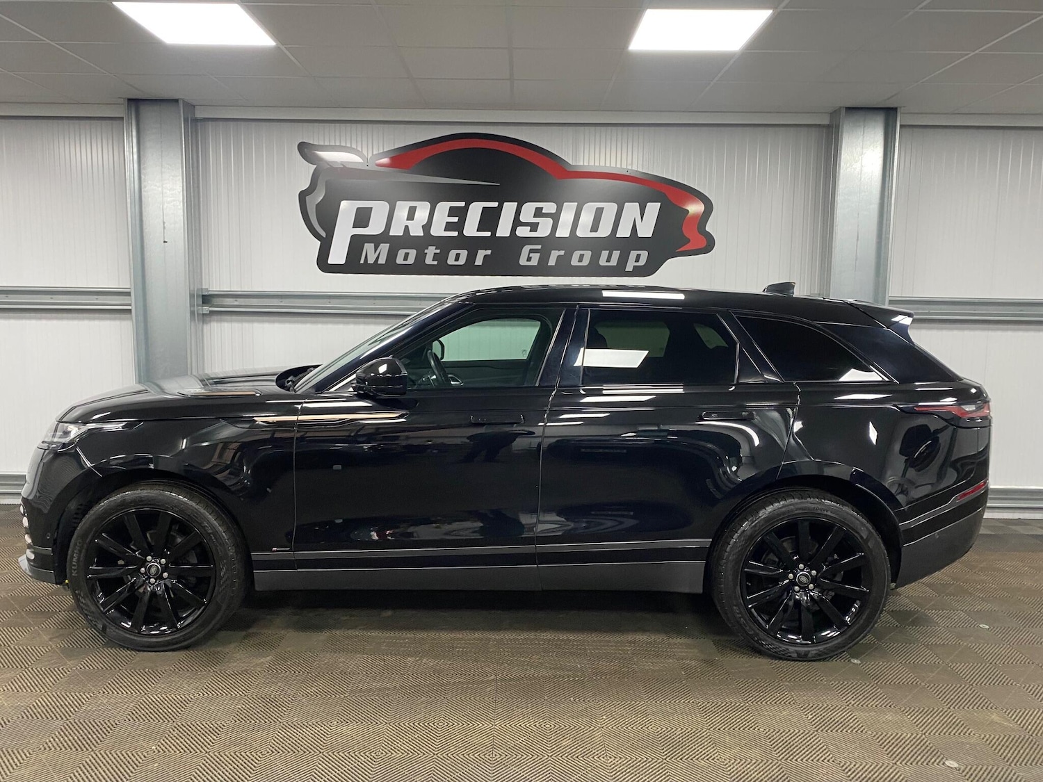 Used Land Rover Range Rover Velar 2019 for sale - 77229890: Photo 15