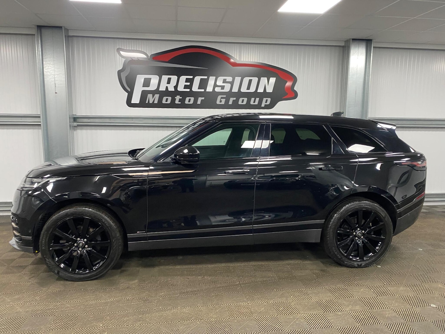 Used Land Rover Range Rover Velar 2019 for sale - 77229890: Photo 17