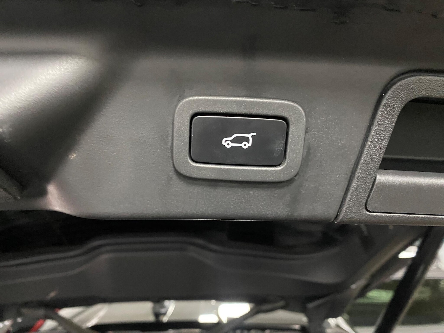 Used Land Rover Range Rover Velar 2019 for sale - 77229890: Photo 40