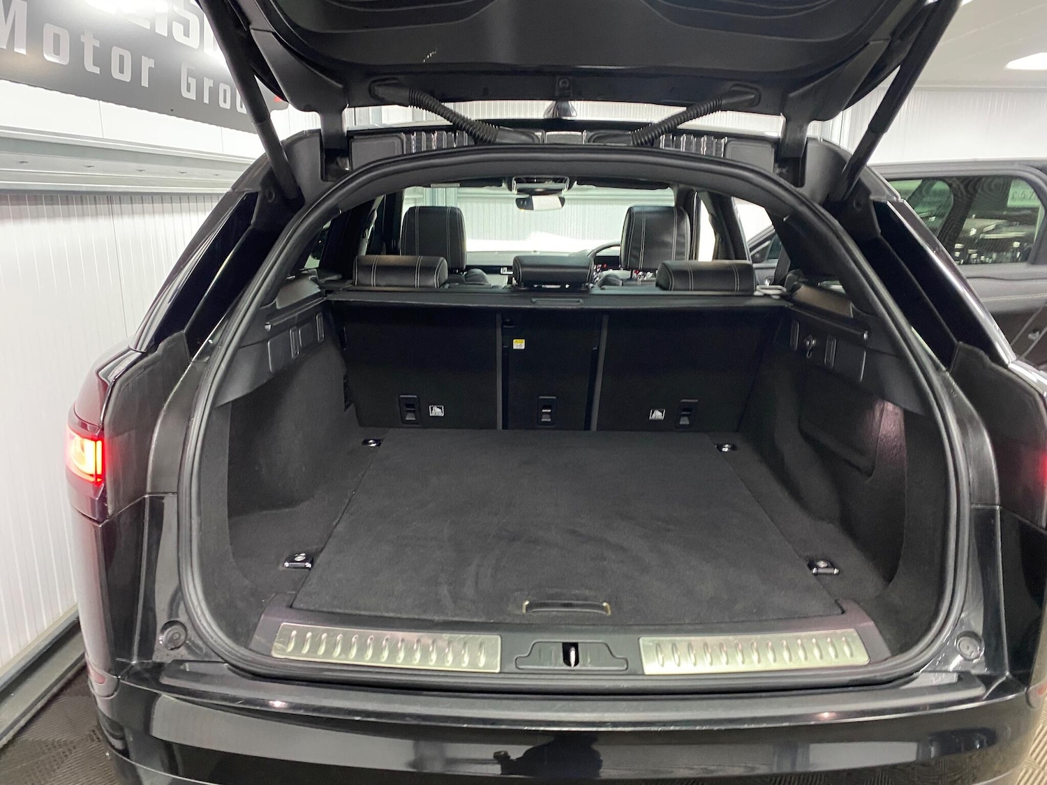 Used Land Rover Range Rover Velar 2019 for sale - 77229890: Photo 48