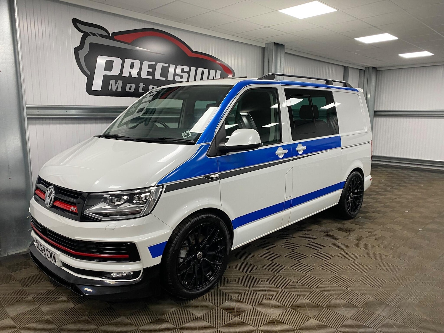 Used Volkswagen Transporter for sale - 77175566: Photo 12