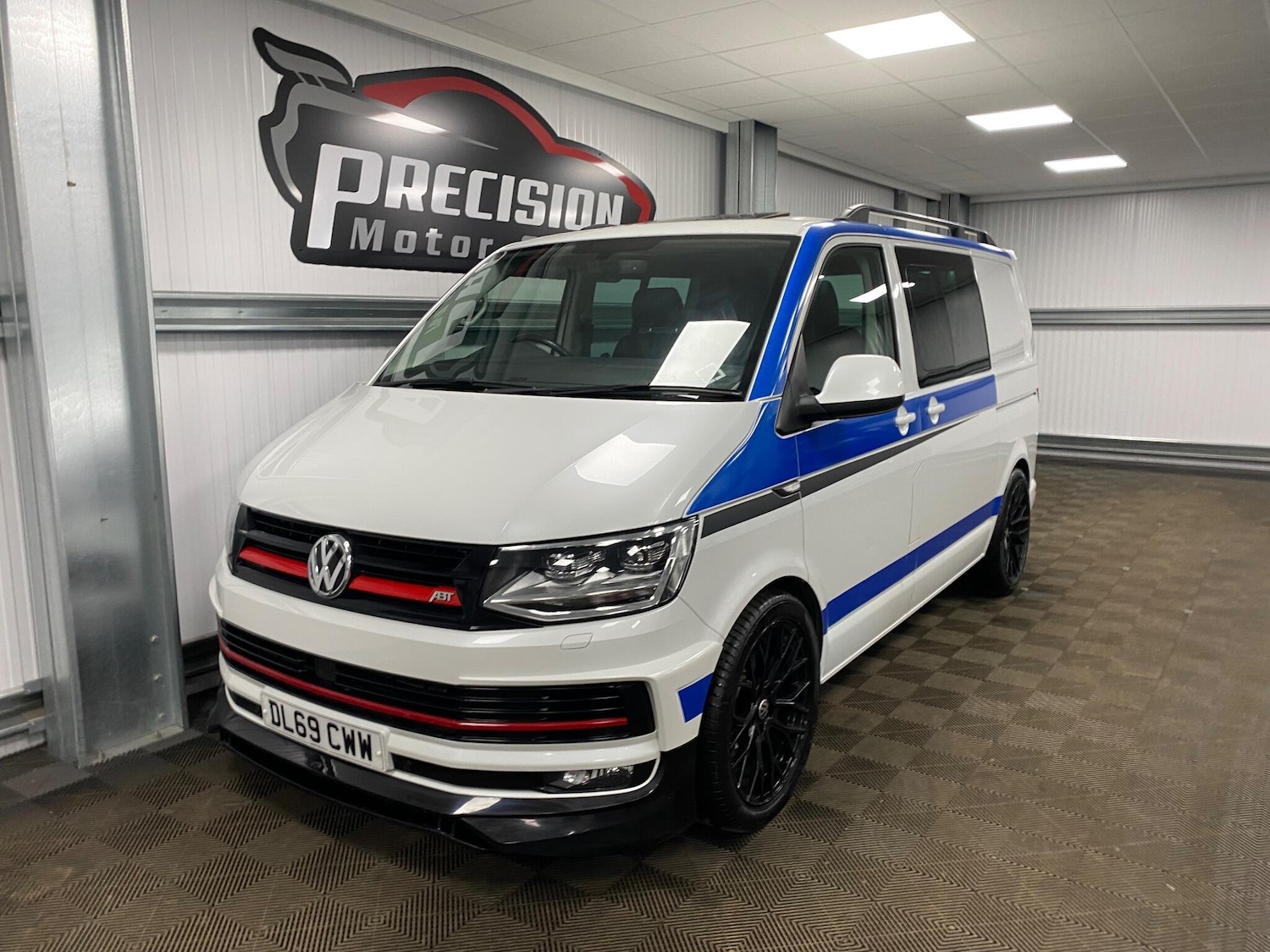 Used Volkswagen Transporter for sale - 77175566: Photo 13