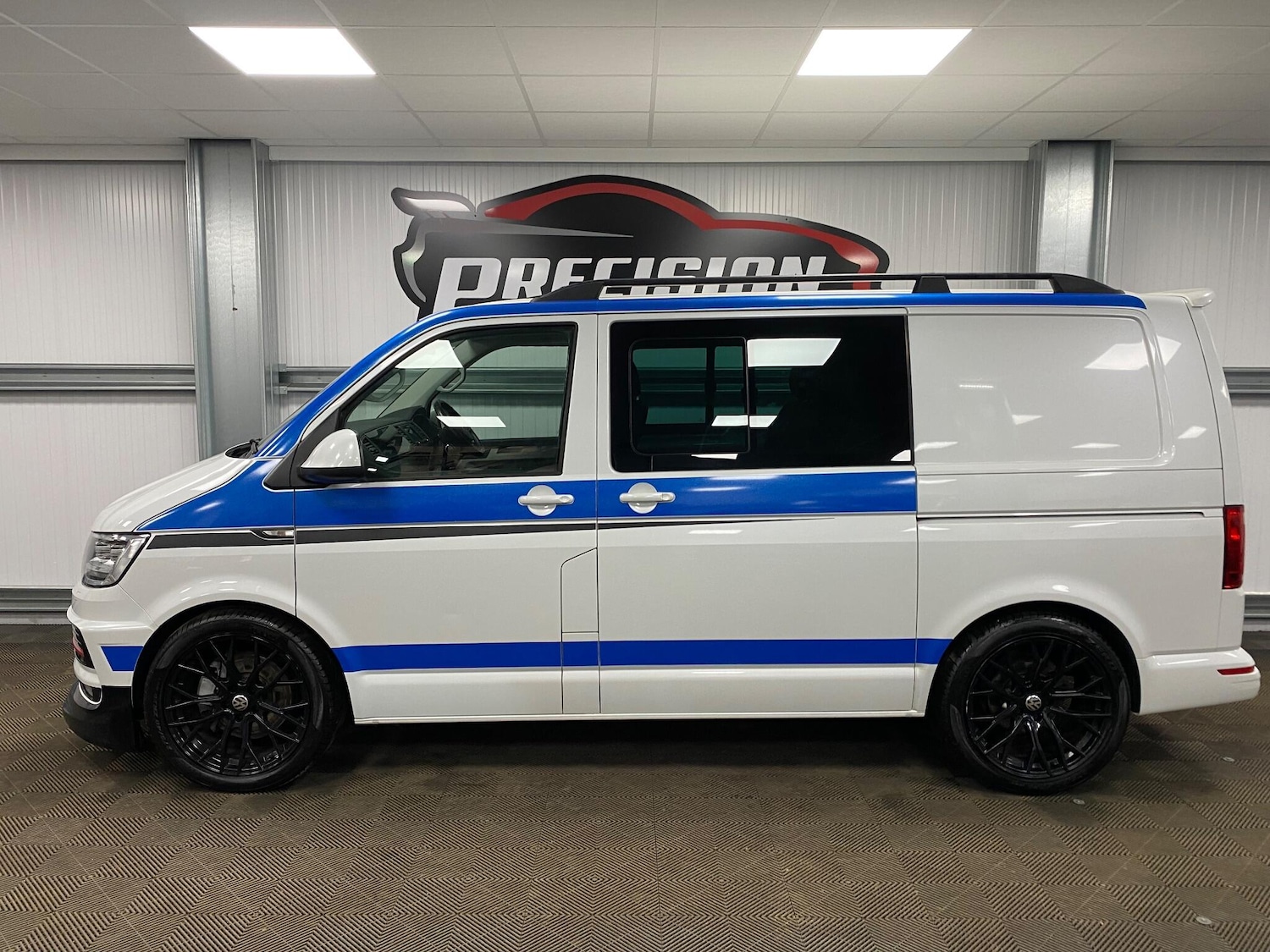 Used Volkswagen Transporter for sale - 77175566: Photo 16