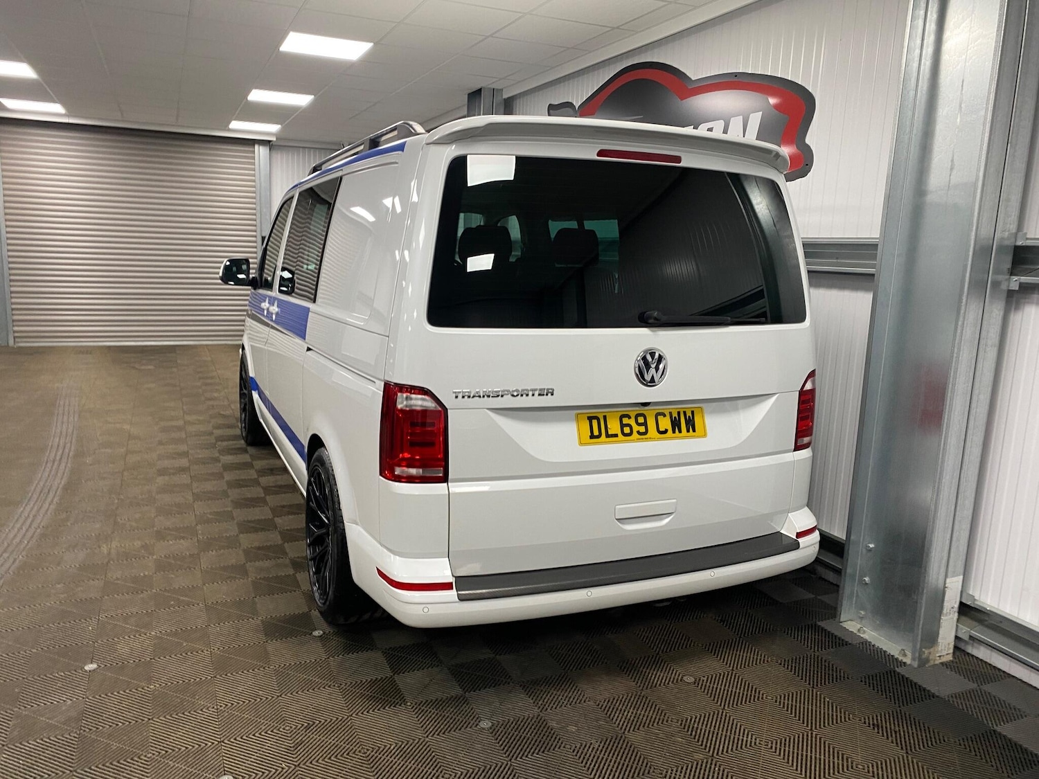 Used Volkswagen Transporter for sale - 77175566: Photo 17