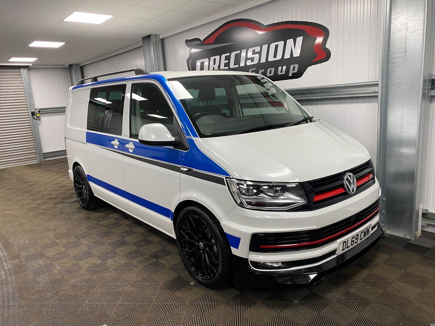 Used Volkswagen Transporter for sale - 77175566: Photo 3