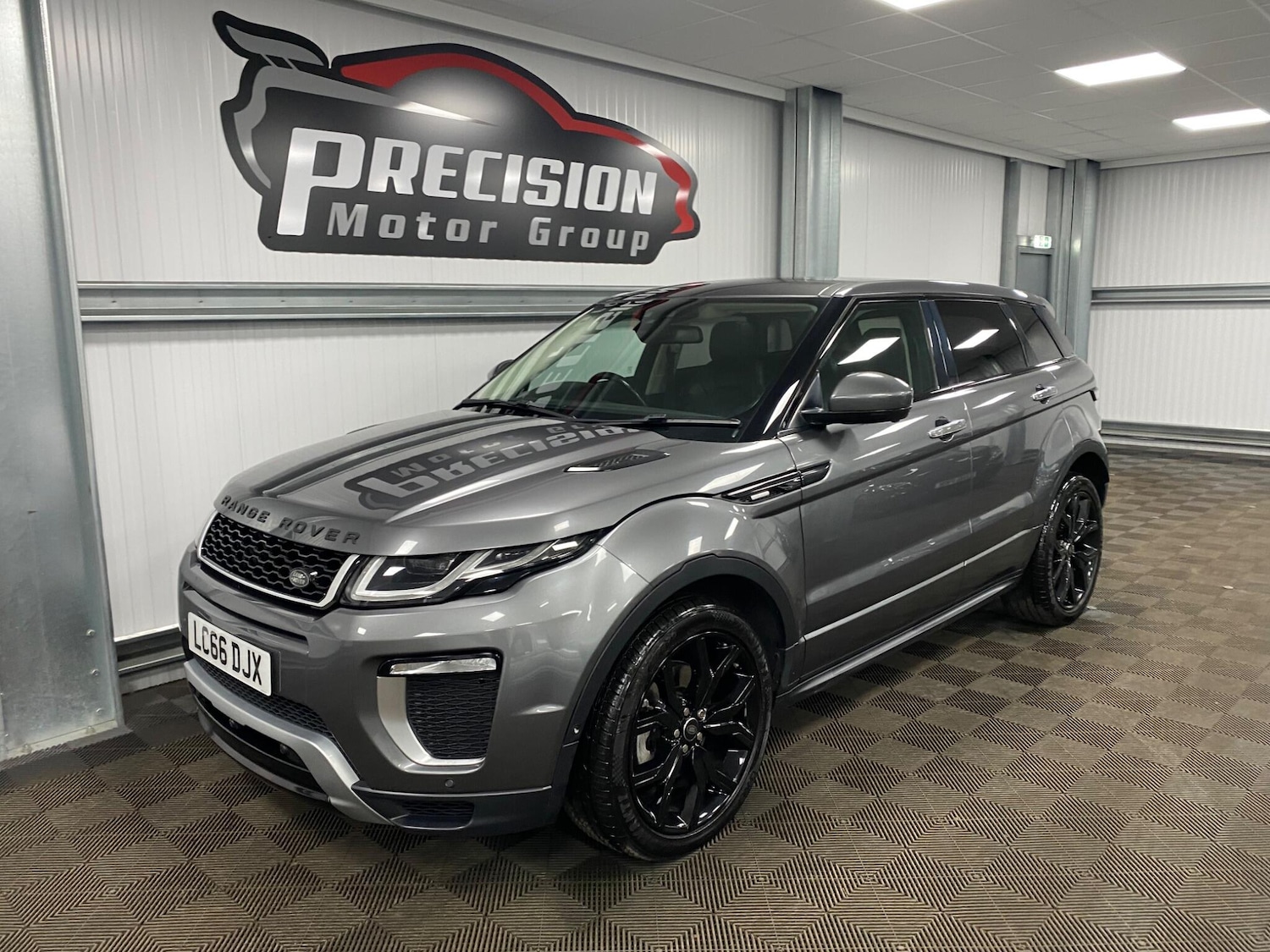 Used Land Rover Range Rover Evoque 2016 for sale - 77175557: Photo 11