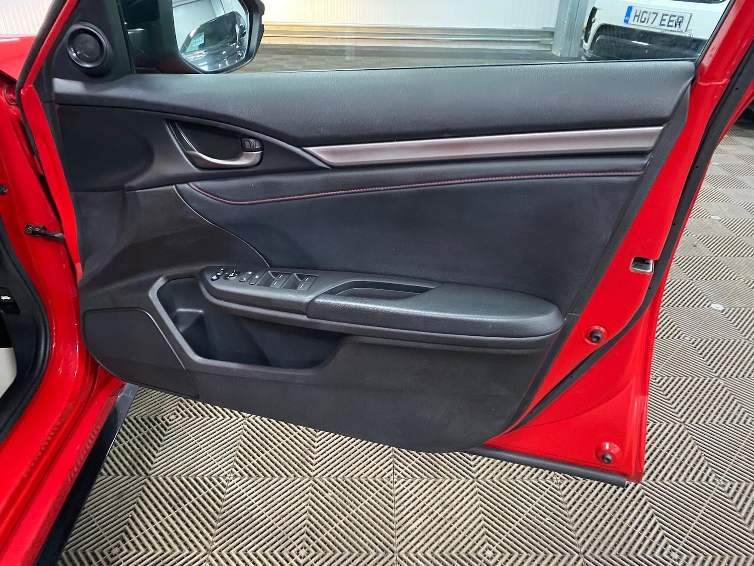 Used Honda Civic 2019 for sale - 77016198: Photo 39