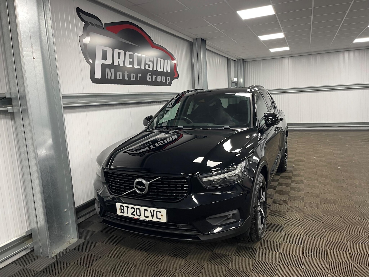 Used Volvo XC40 for sale - 77794411: Photo 11