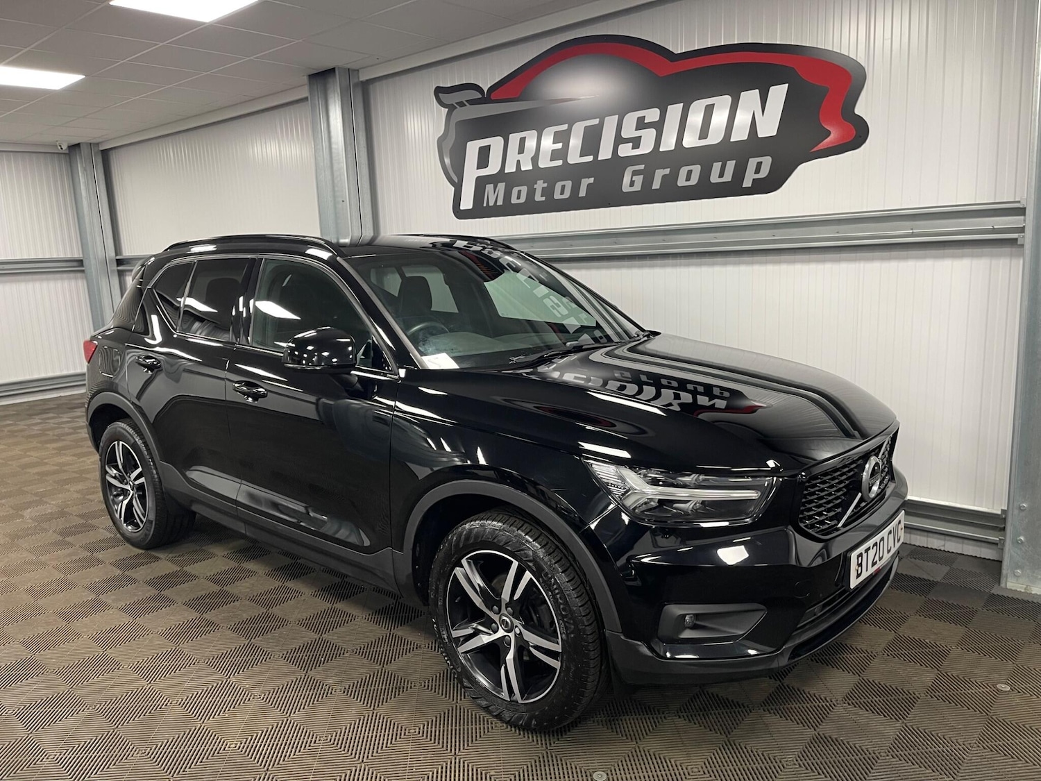 Used Volvo XC40 for sale - 77794411: Photo 3