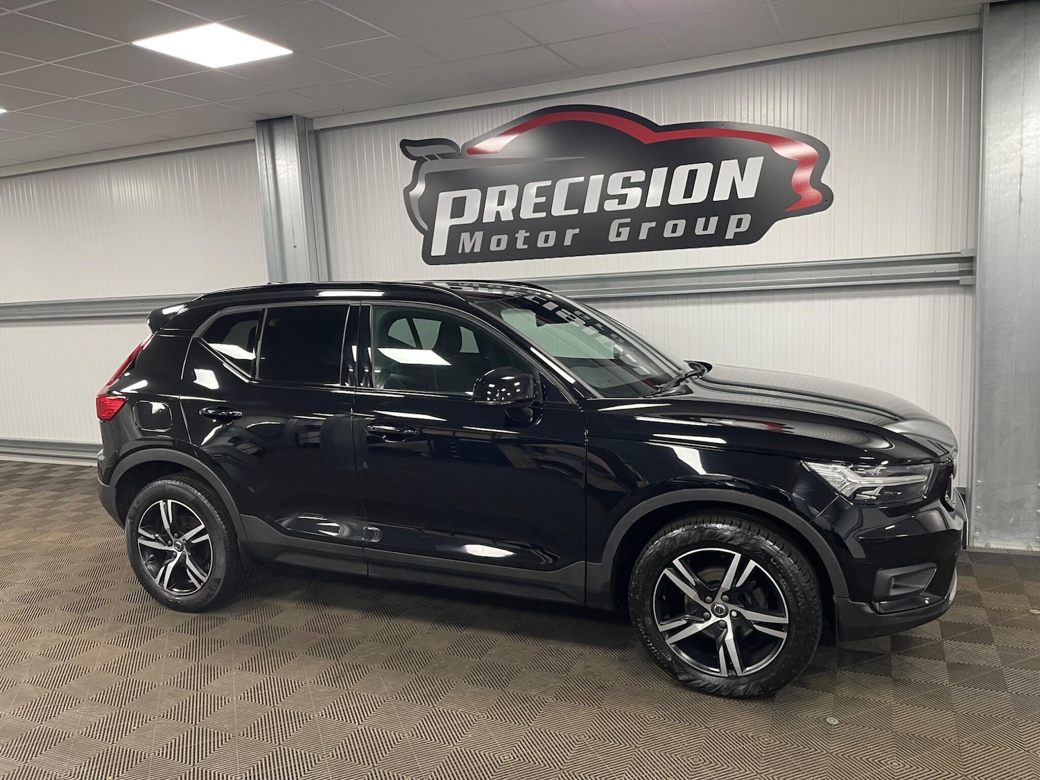 Used Volvo XC40 for sale - 77794411: Photo 32