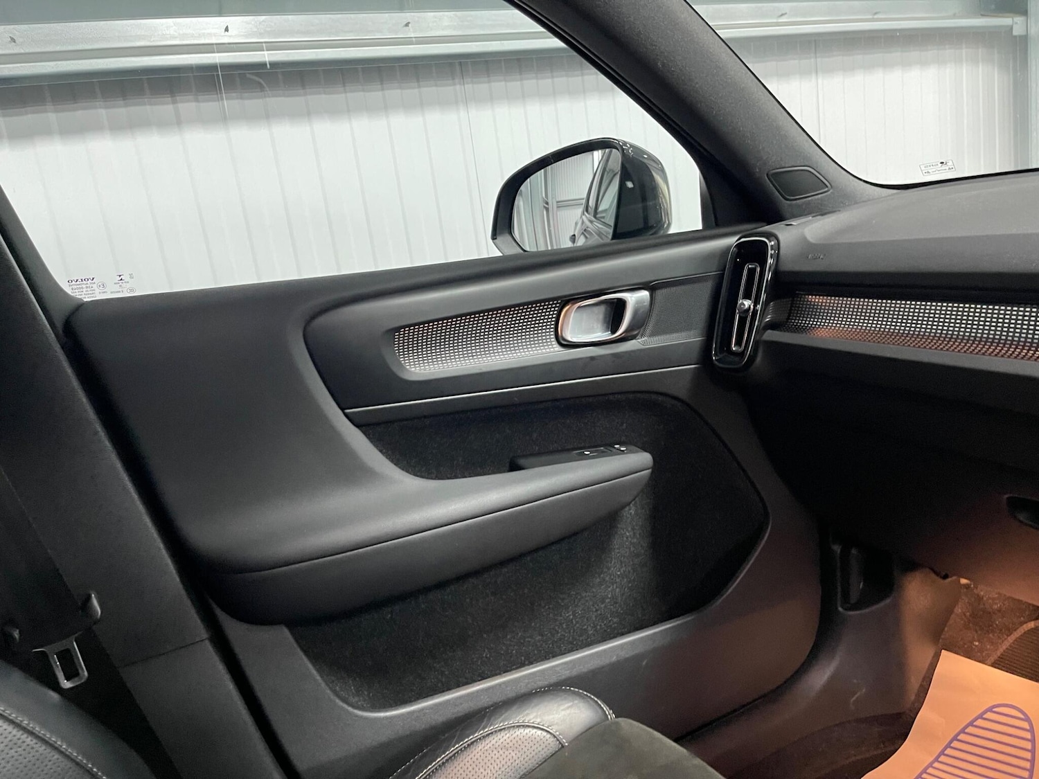 Used Volvo XC40 for sale - 77794411: Photo 48