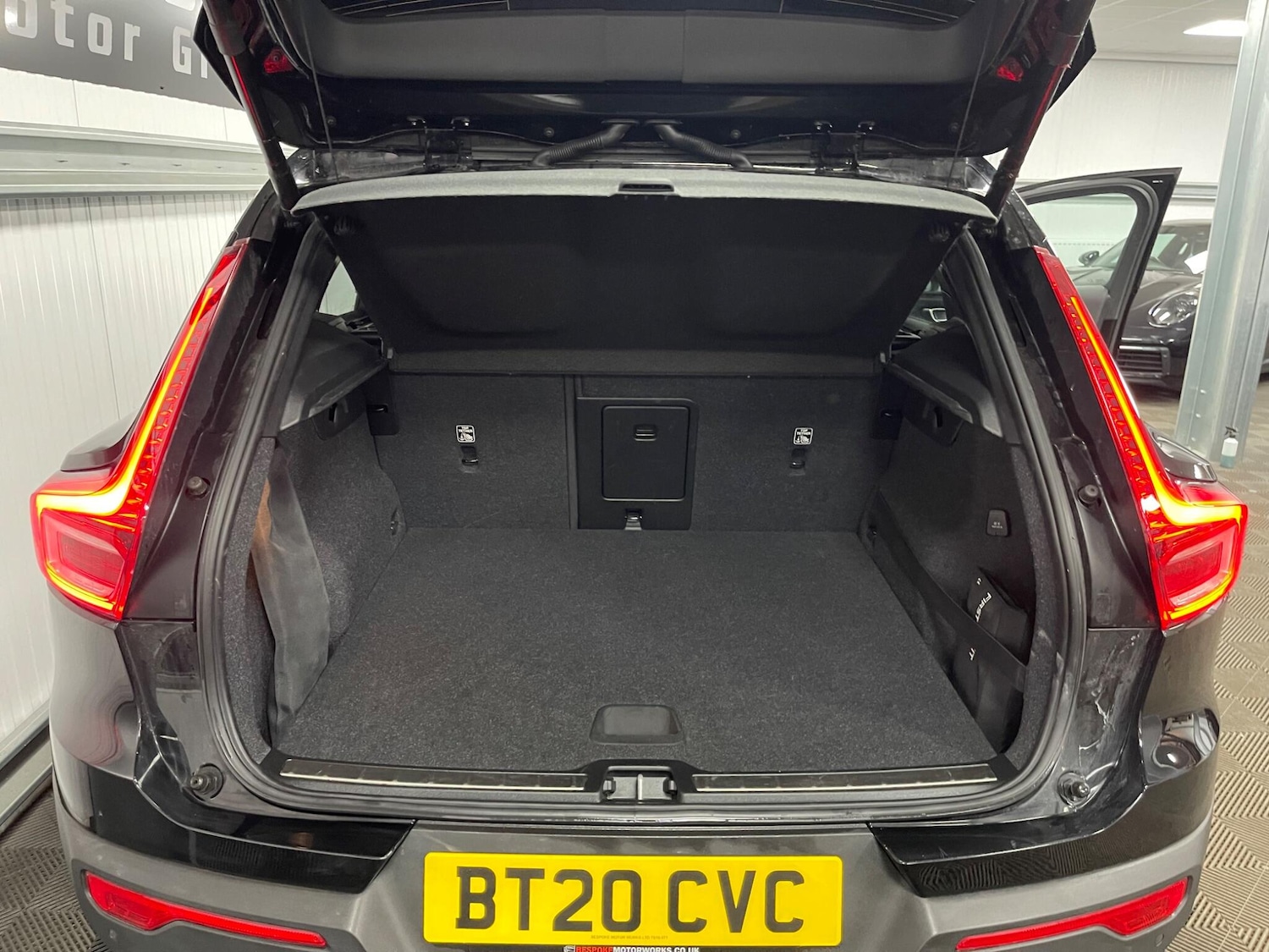 Used Volvo XC40 for sale - 77794411: Photo 50