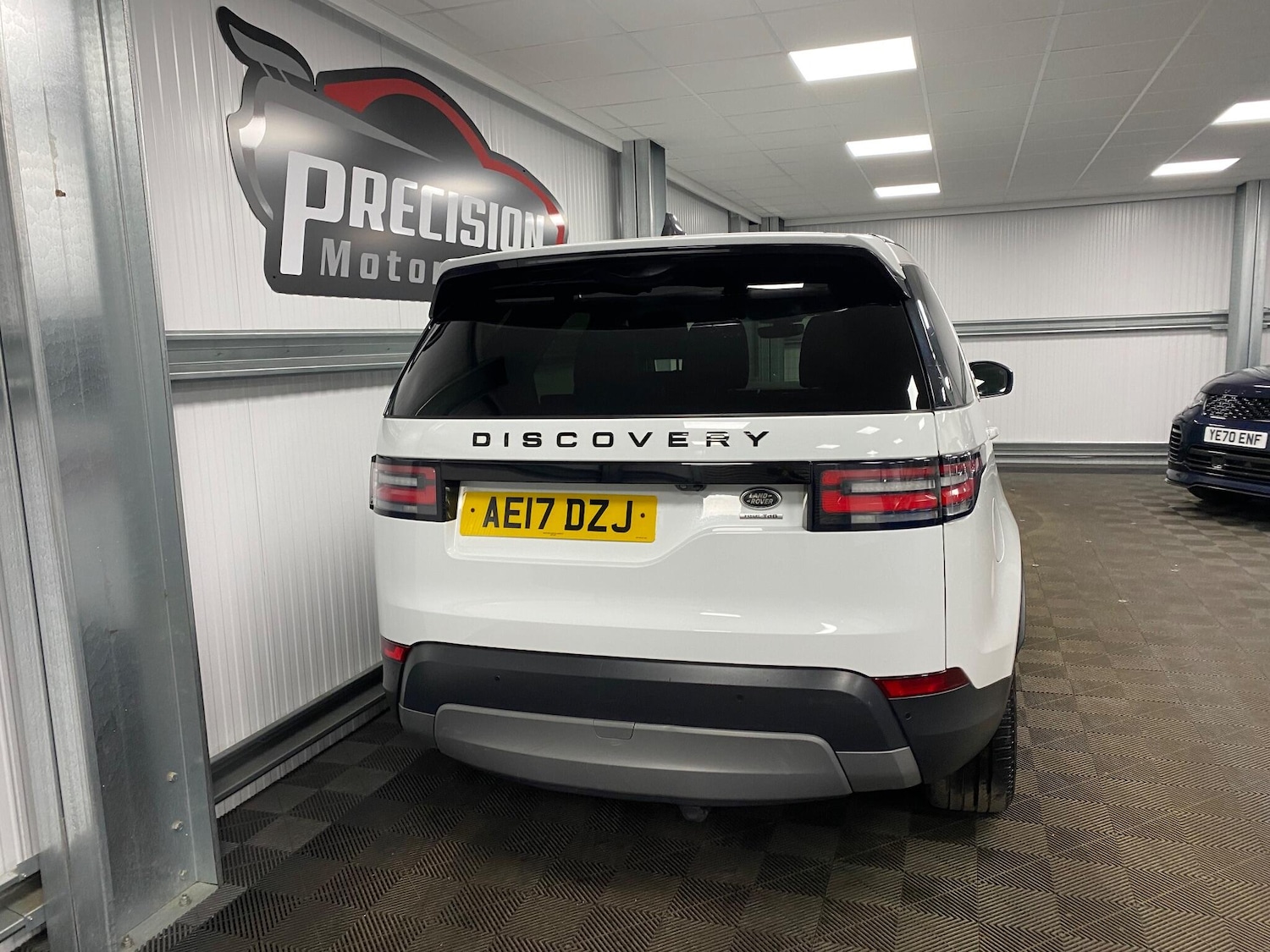 Used Land Rover Discovery 2017 for sale - 76585376: Photo 28