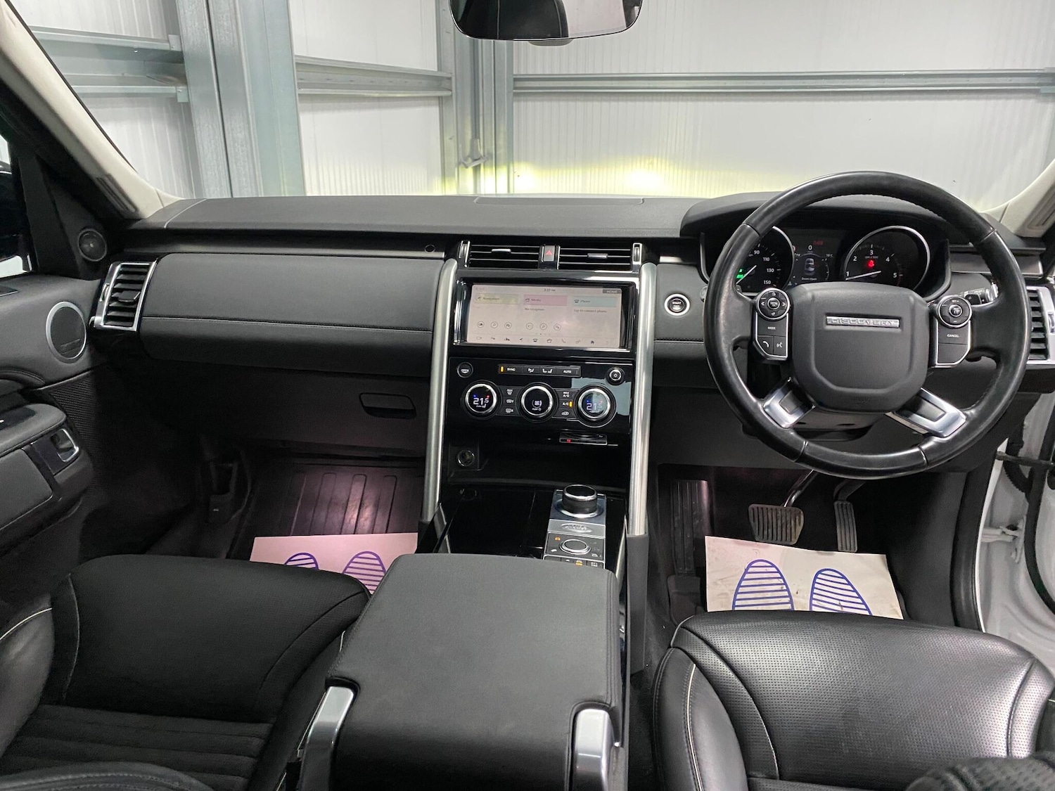 Used Land Rover Discovery 2017 for sale - 76585376: Photo 35