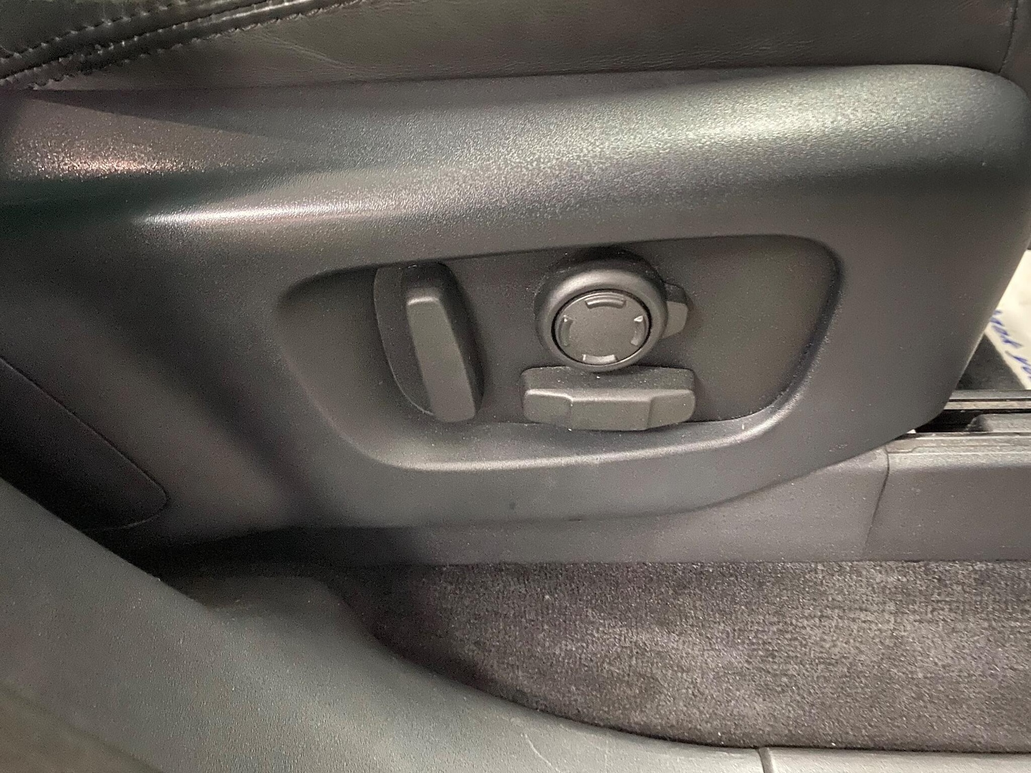 Used Land Rover Discovery 2017 for sale - 76585376: Photo 42