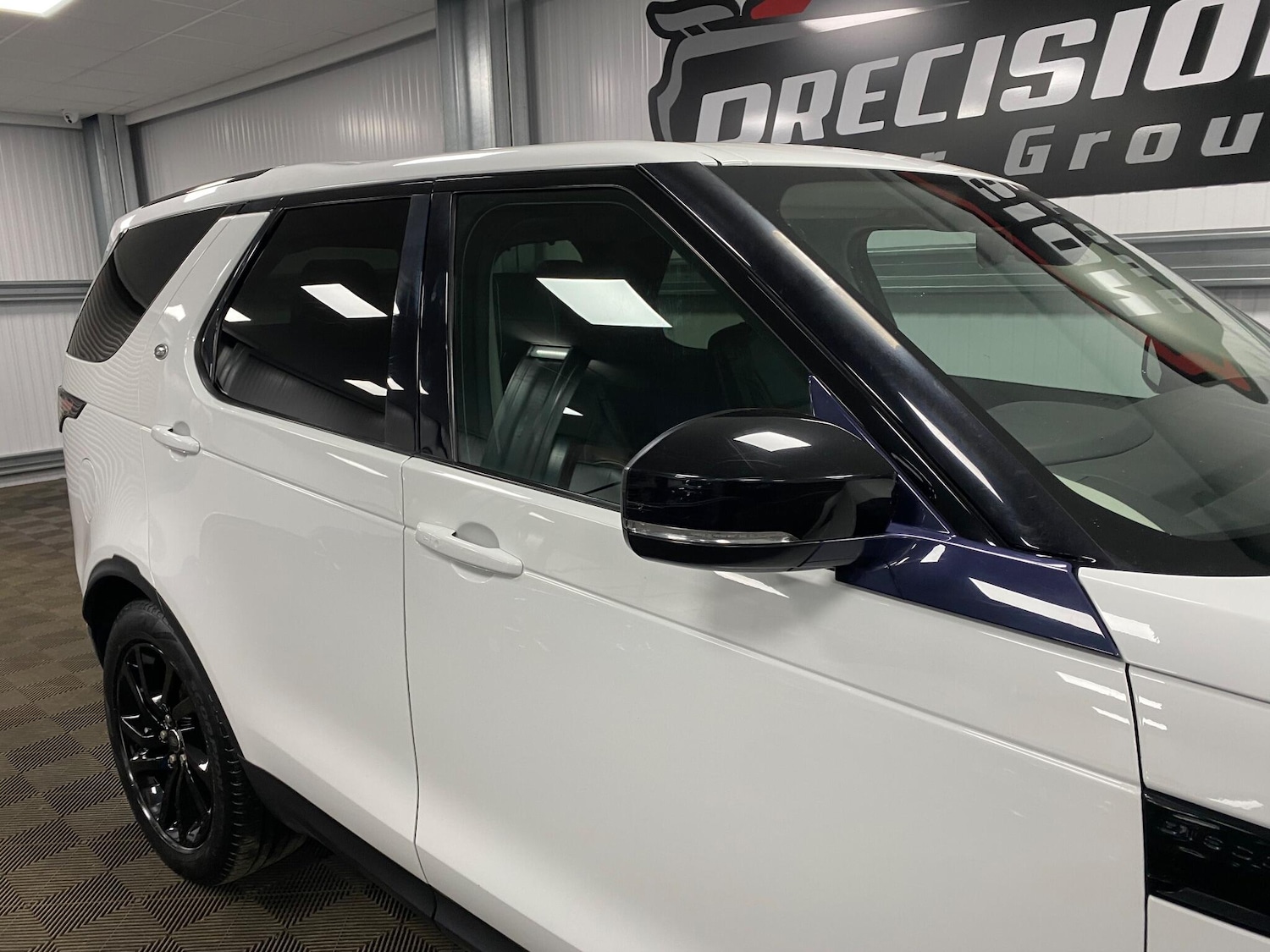 Used Land Rover Discovery 2017 for sale - 76585376: Photo 53