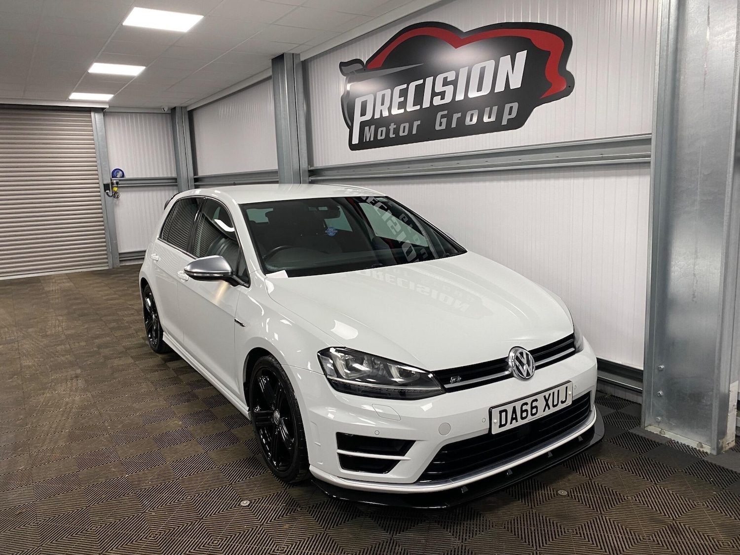 Used Volkswagen Golf 2016 for sale - 76886276: Photo 1