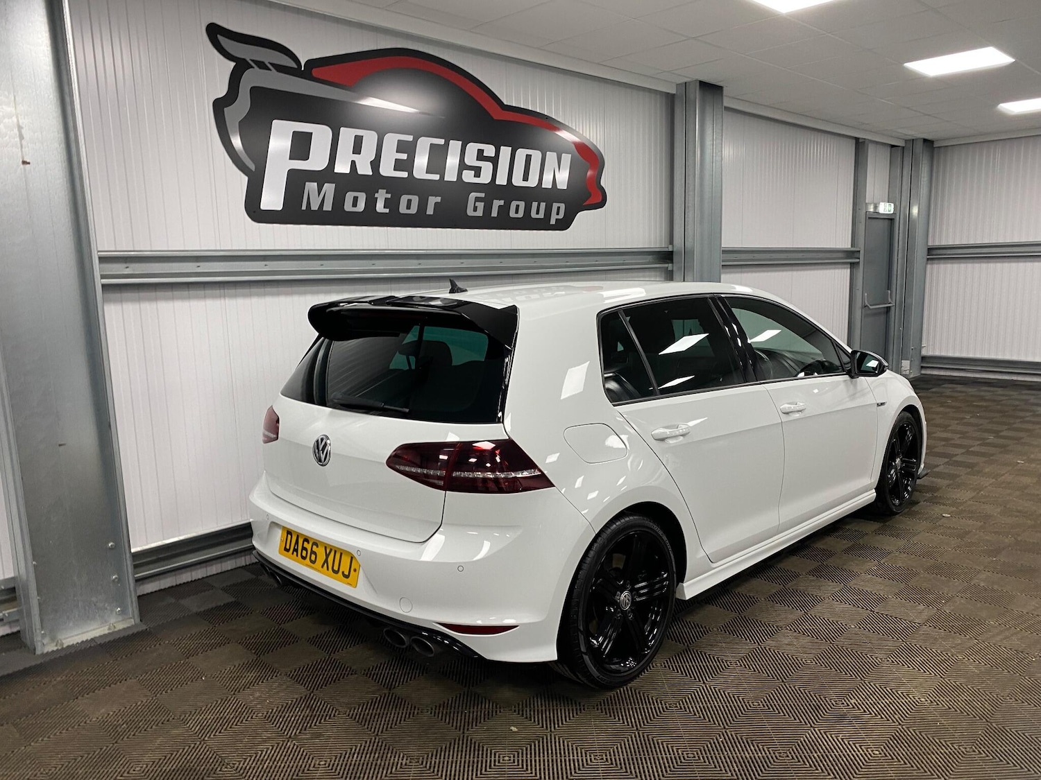 Used Volkswagen Golf 2016 for sale - 76886276: Photo 26