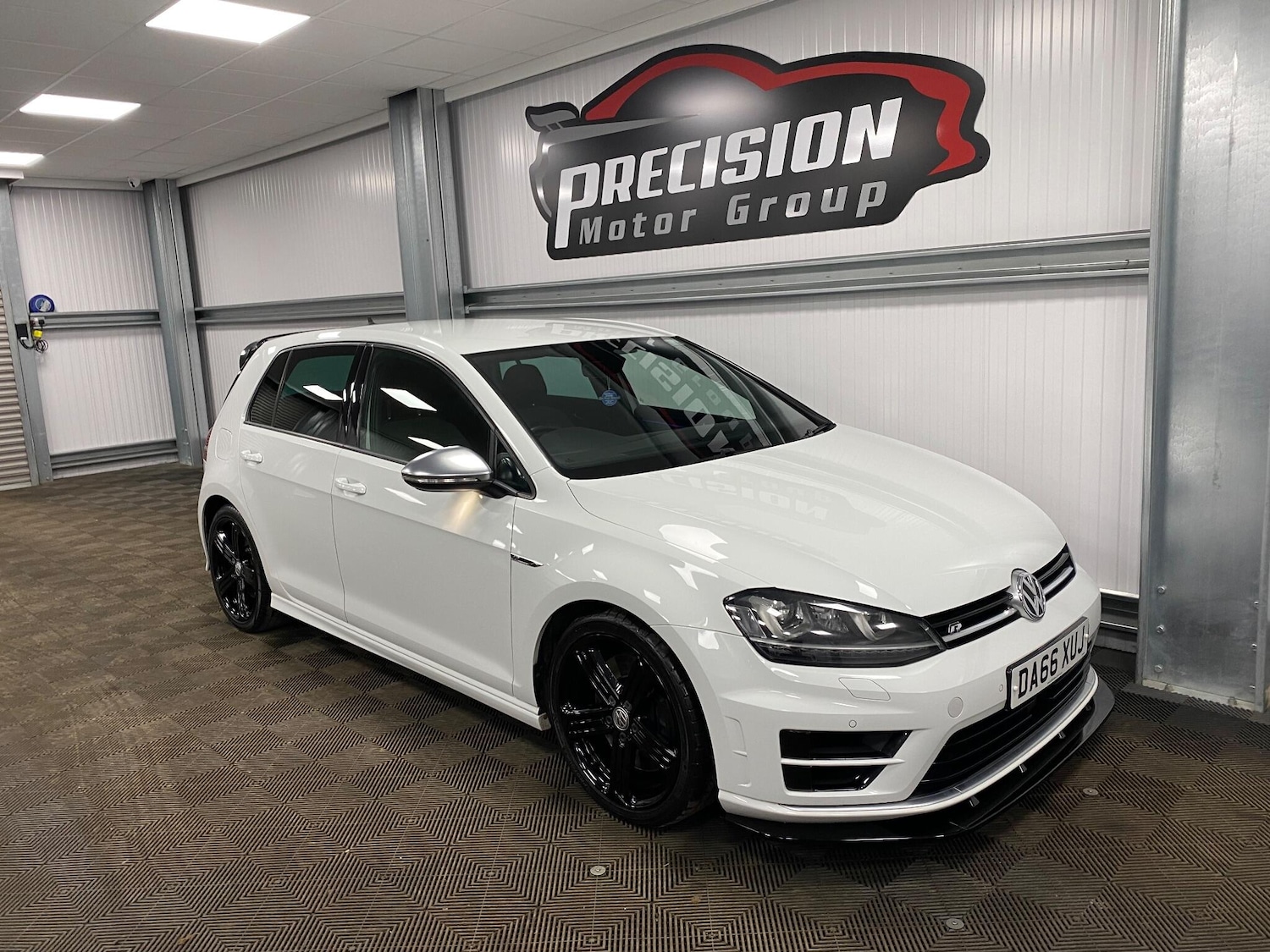 Used Volkswagen Golf 2016 for sale - 76886276: Photo 3