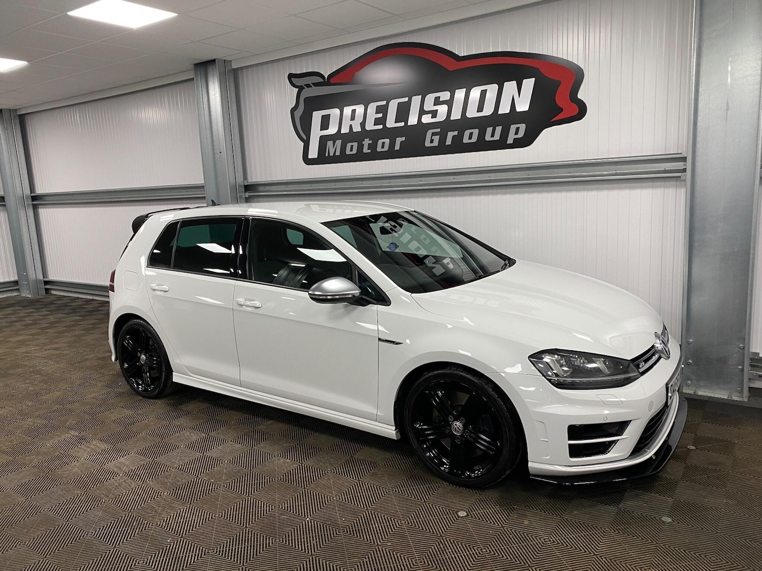 Used Volkswagen Golf 2016 for sale - 76886276: Photo 4