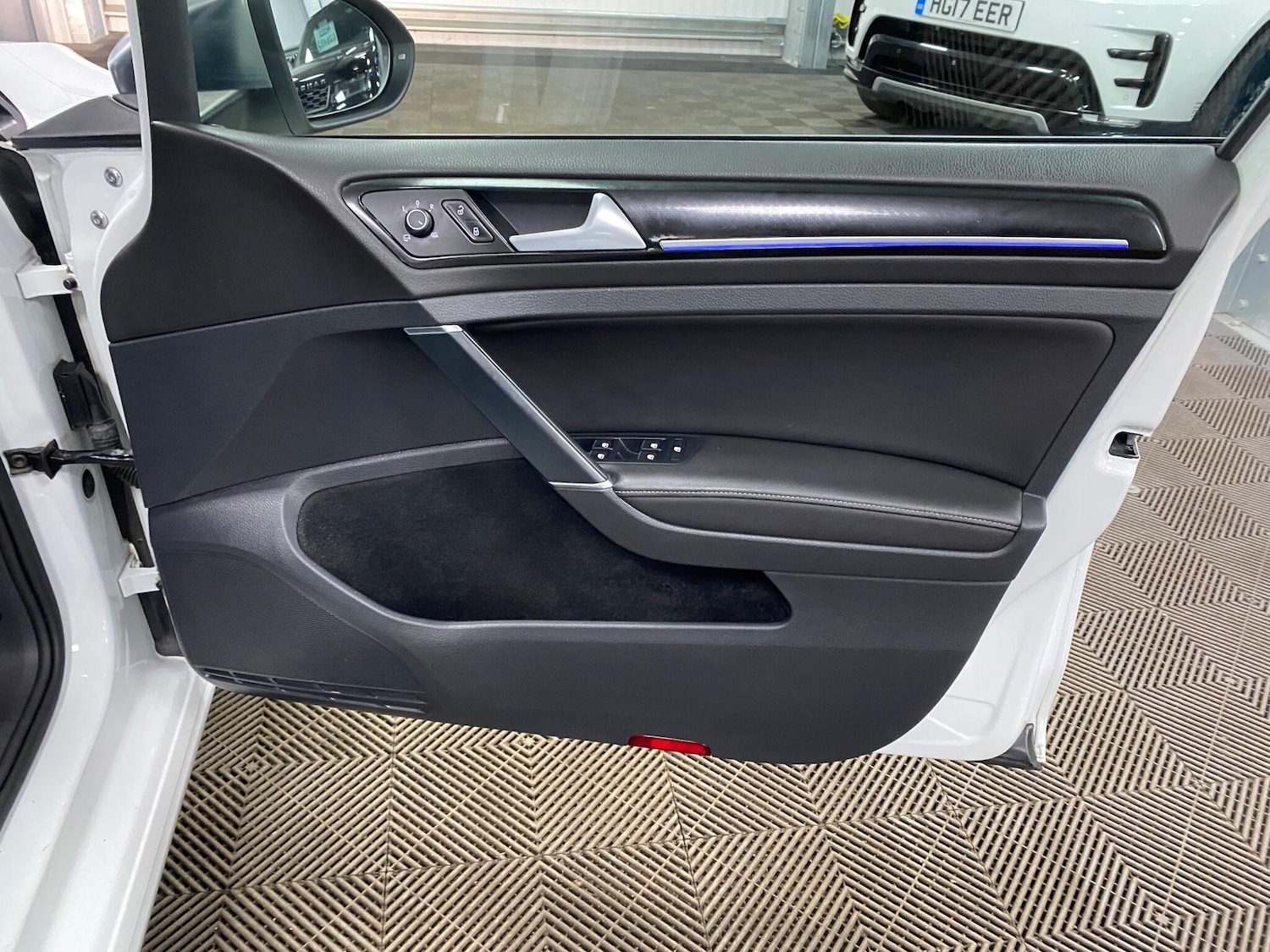 Used Volkswagen Golf 2016 for sale - 76886276: Photo 41