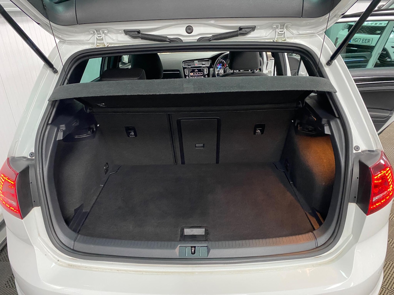 Used Volkswagen Golf 2016 for sale - 76886276: Photo 43