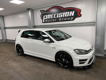 Used Volkswagen Golf 2016 for sale - 76886276: Photo