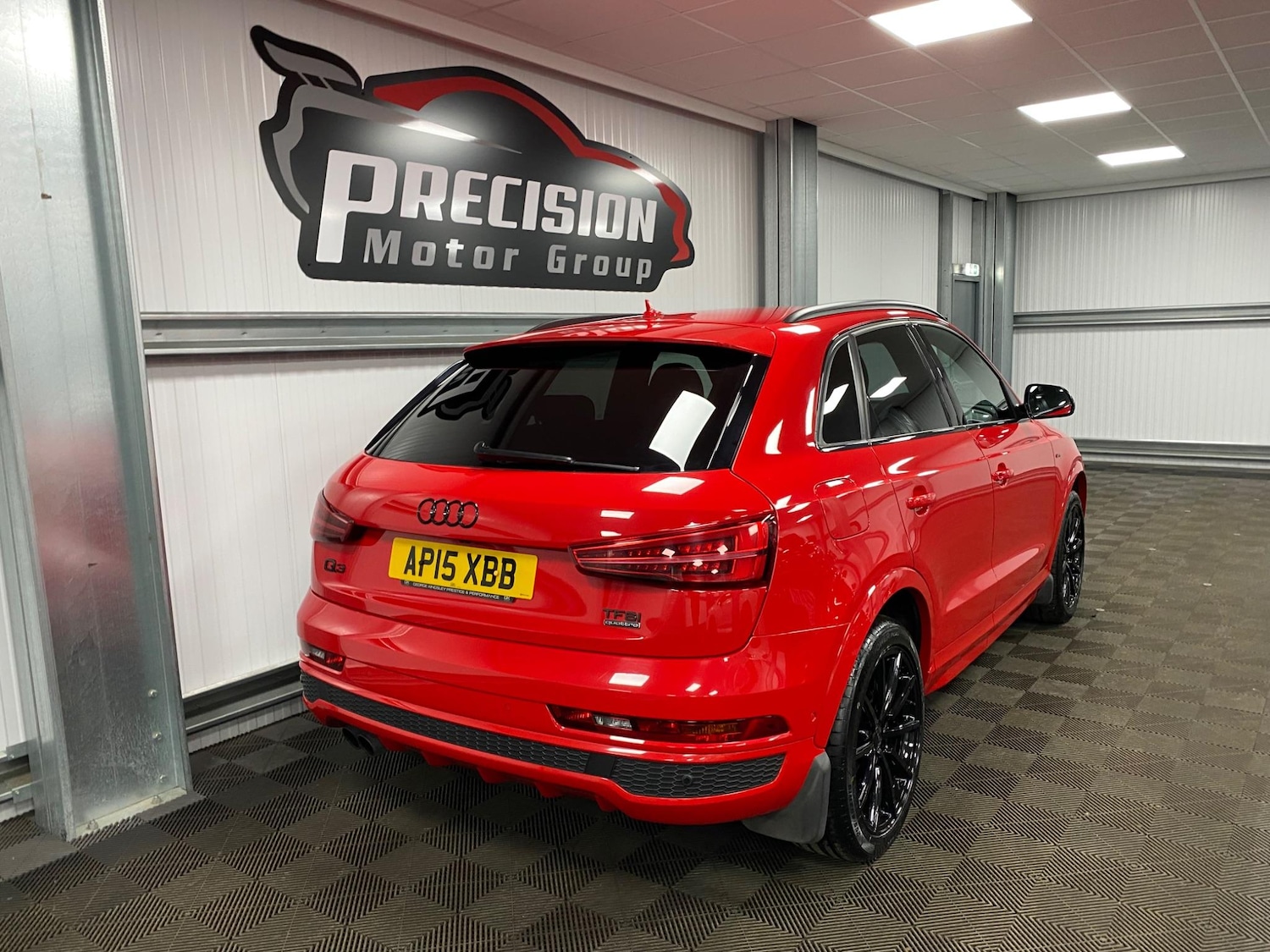 Used Audi Q3 for sale - 76992932: Photo 30