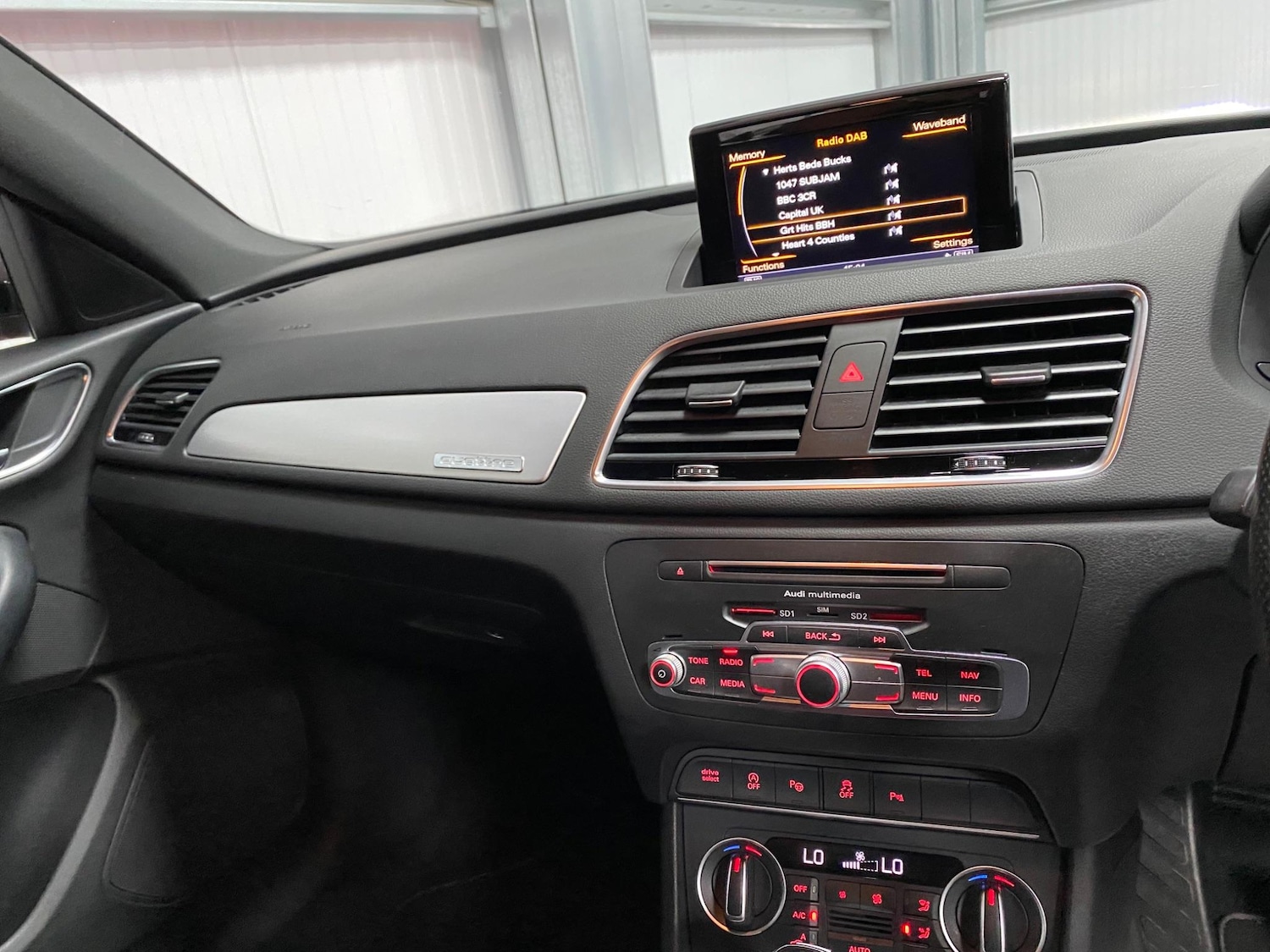 Used Audi Q3 for sale - 76992932: Photo 40