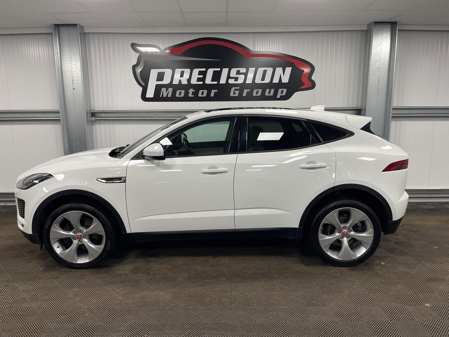 Used Jaguar E-Pace 2018 for sale - 77670805: Photo 13