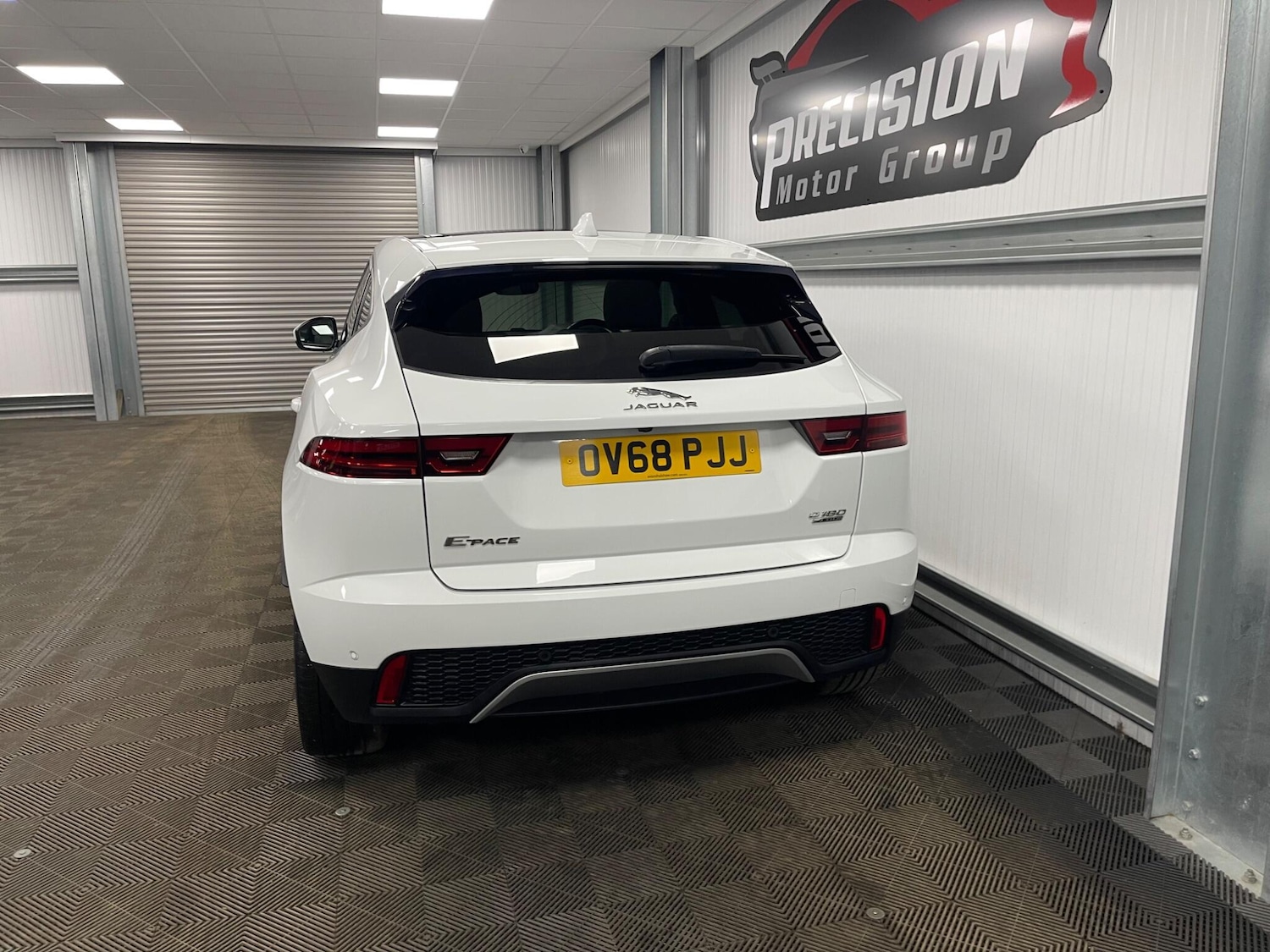 Used Jaguar E-Pace 2018 for sale - 77670805: Photo 16