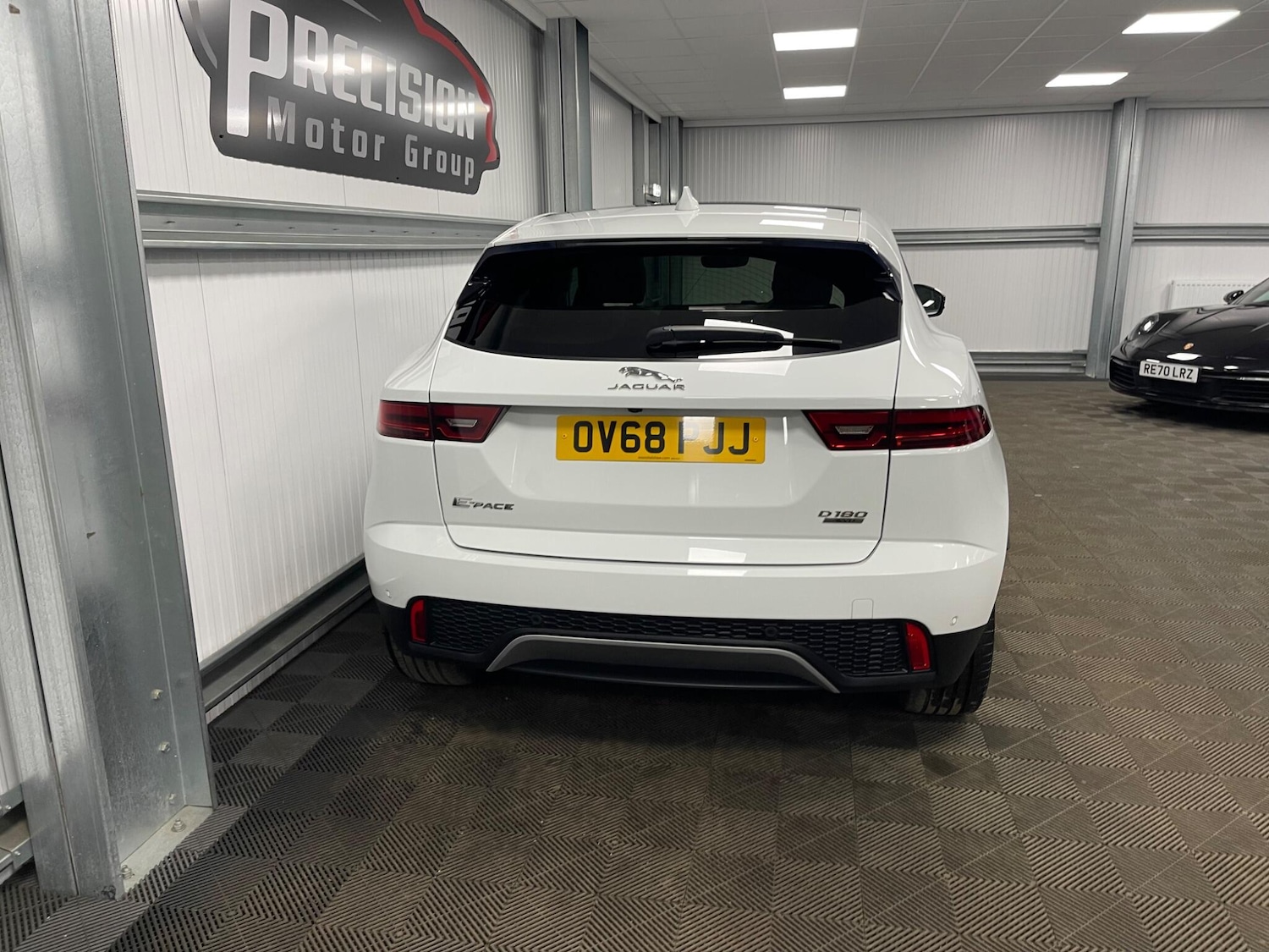 Used Jaguar E-Pace 2018 for sale - 77670805: Photo 21