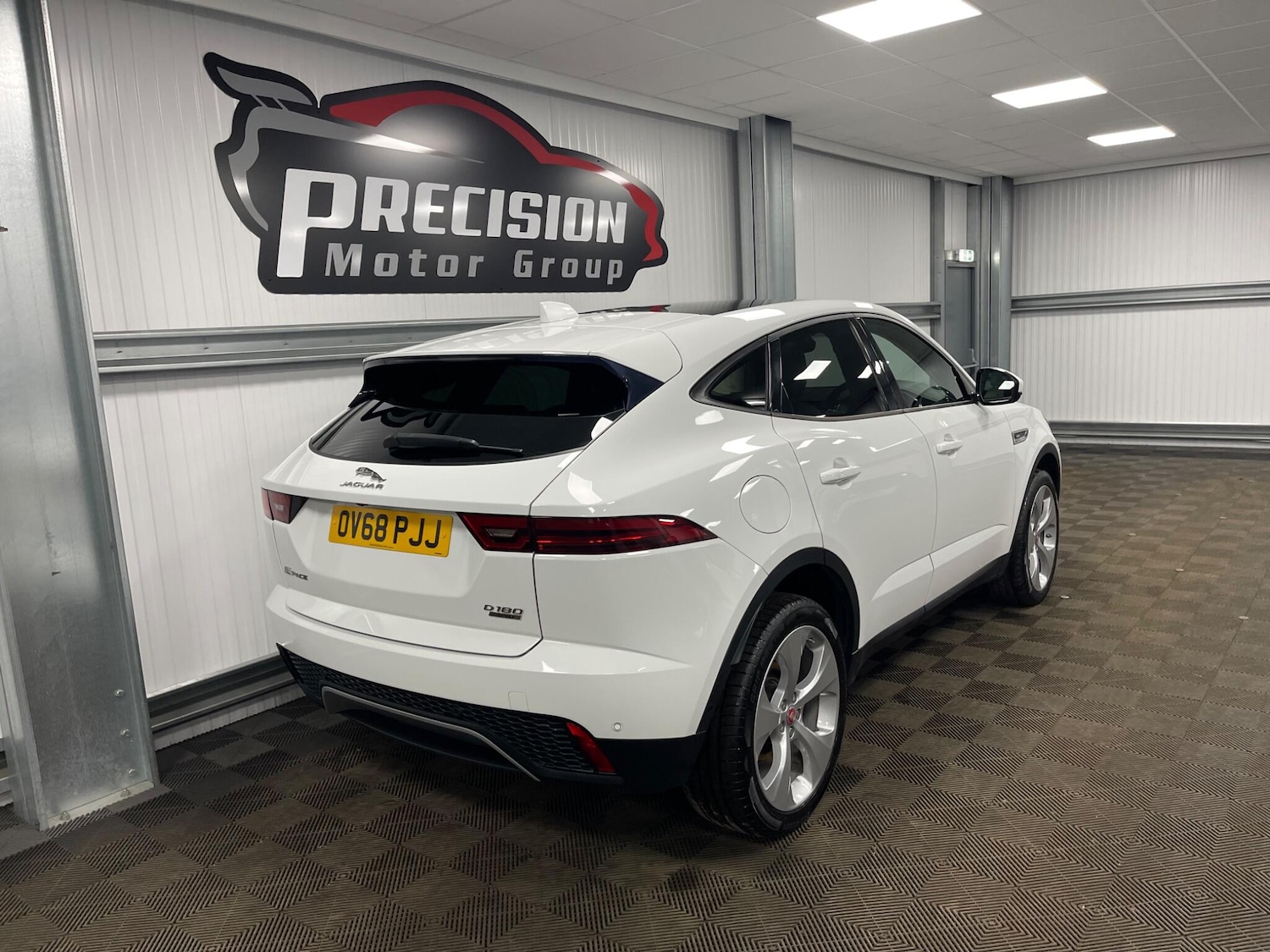 Used Jaguar E-Pace 2018 for sale - 77670805: Photo 26