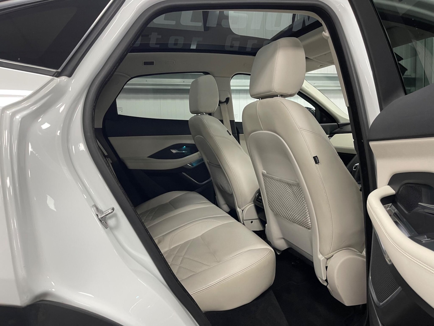 Used Jaguar E-Pace 2018 for sale - 77670805: Photo 35