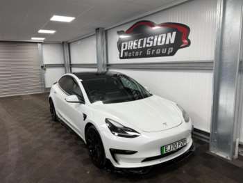 2020 (70) - Long Range AWD 4dr Auto