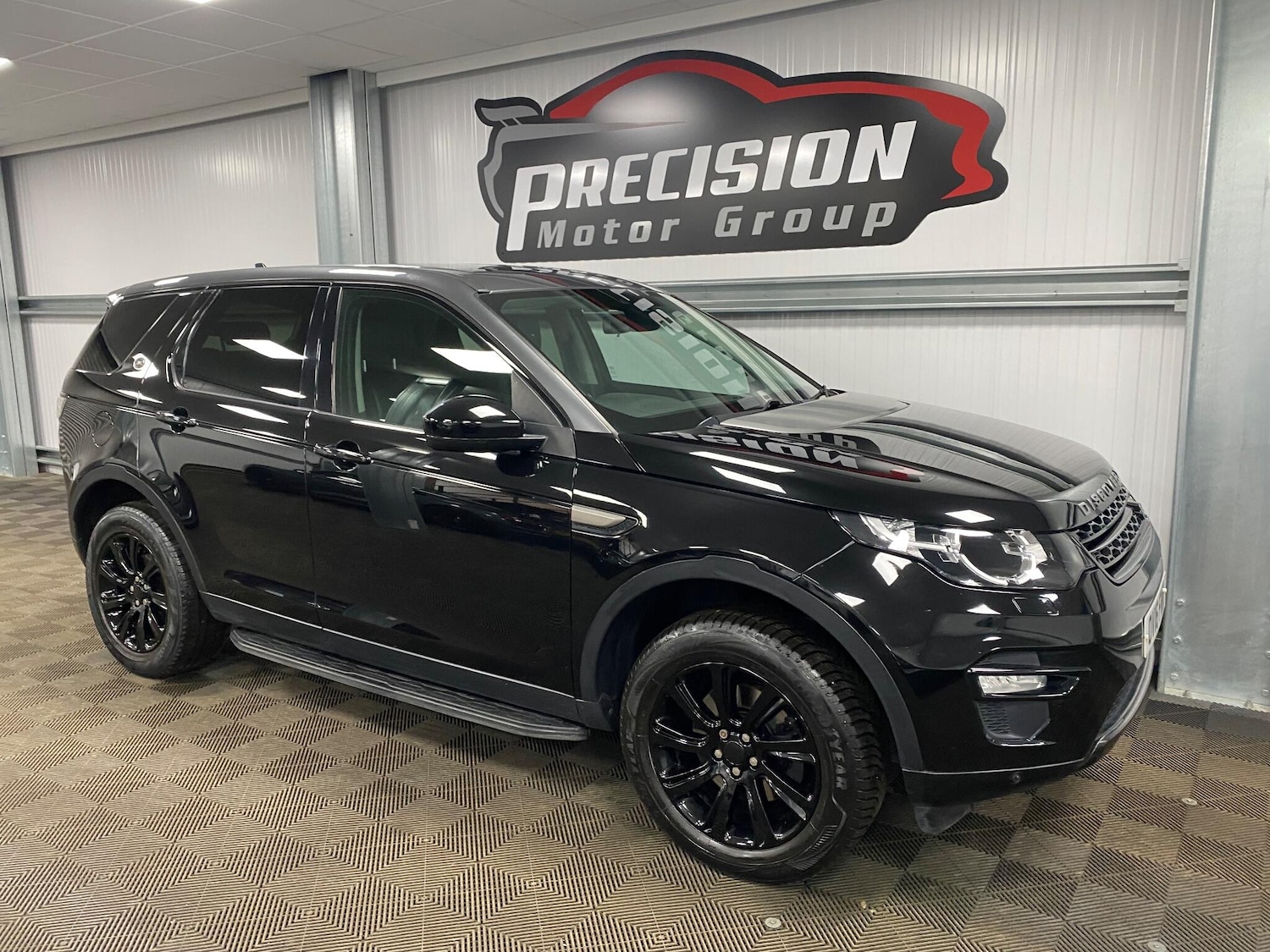 Used Land Rover Discovery Sport for sale - 76659049: Photo 4