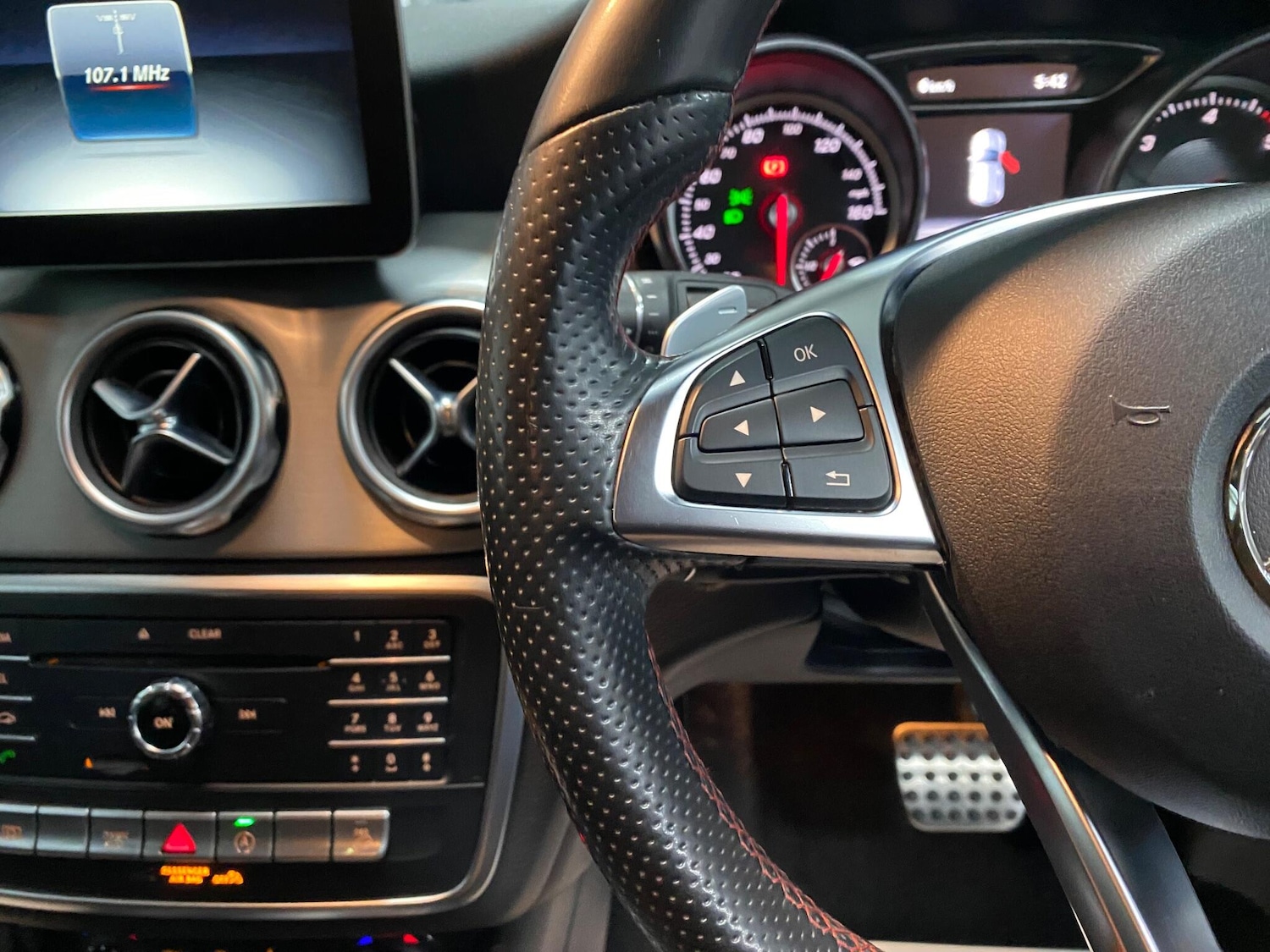 Used Mercedes-Benz GLA 2017 for sale - 76499344: Photo 45