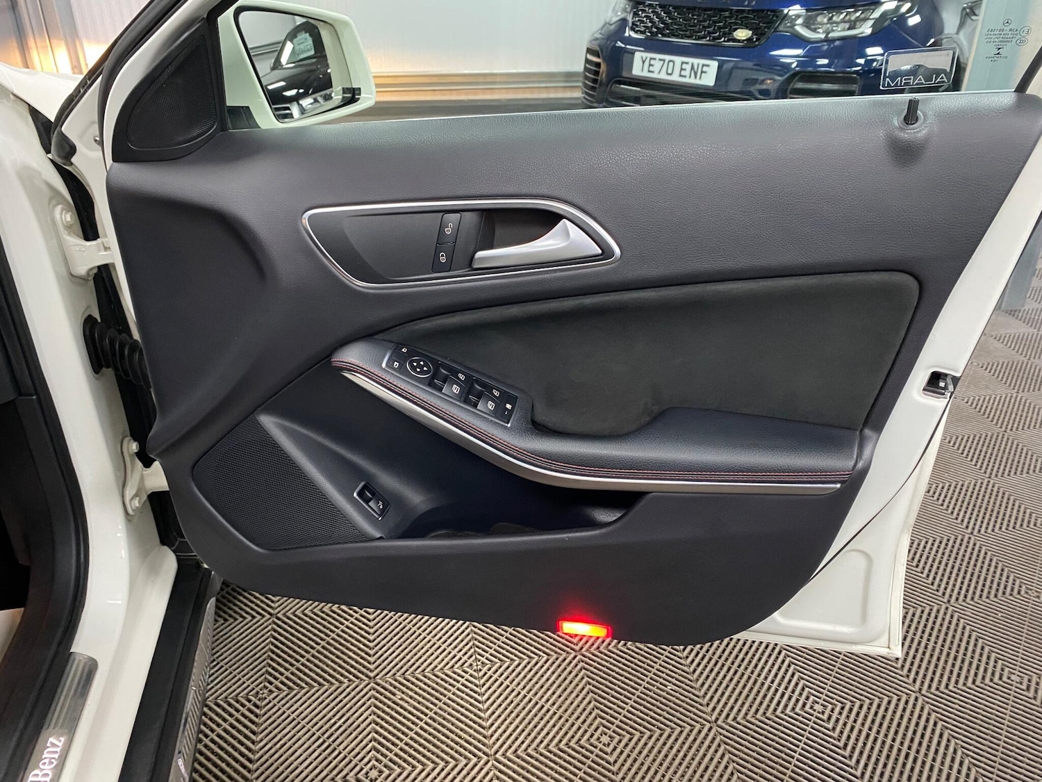 Used Mercedes-Benz GLA 2017 for sale - 76499344: Photo 48