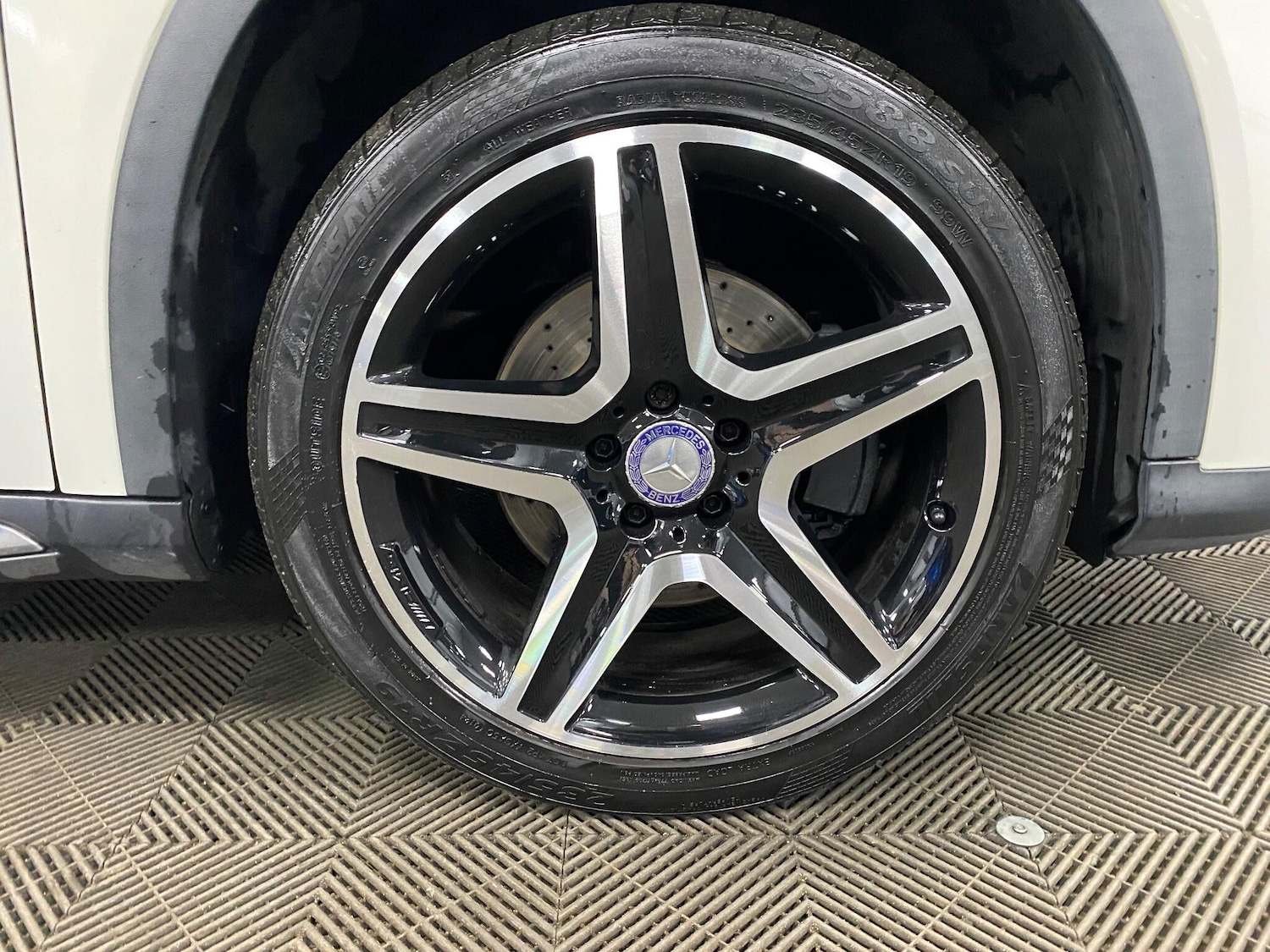 Used Mercedes-Benz GLA 2017 for sale - 76499344: Photo 52