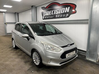 (62) - 1.0T EcoBoost Titanium Euro 5 (s/s) 5dr