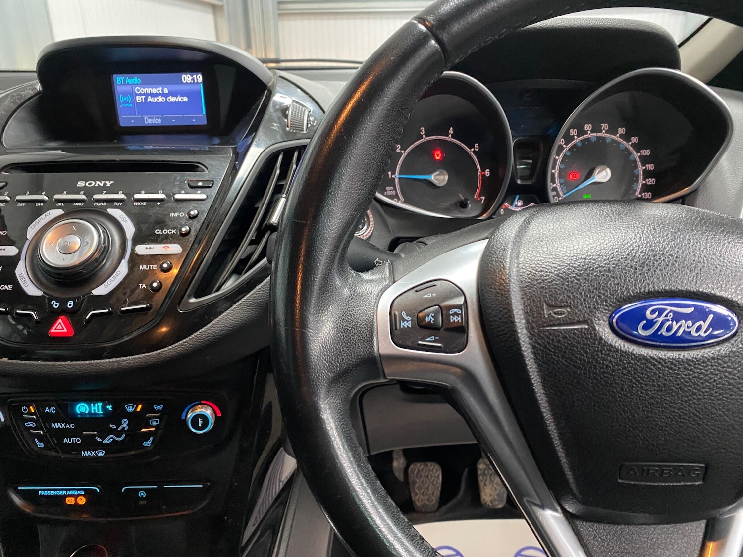 Used Ford B-MAX 2012 for sale - 77066643: Photo 42